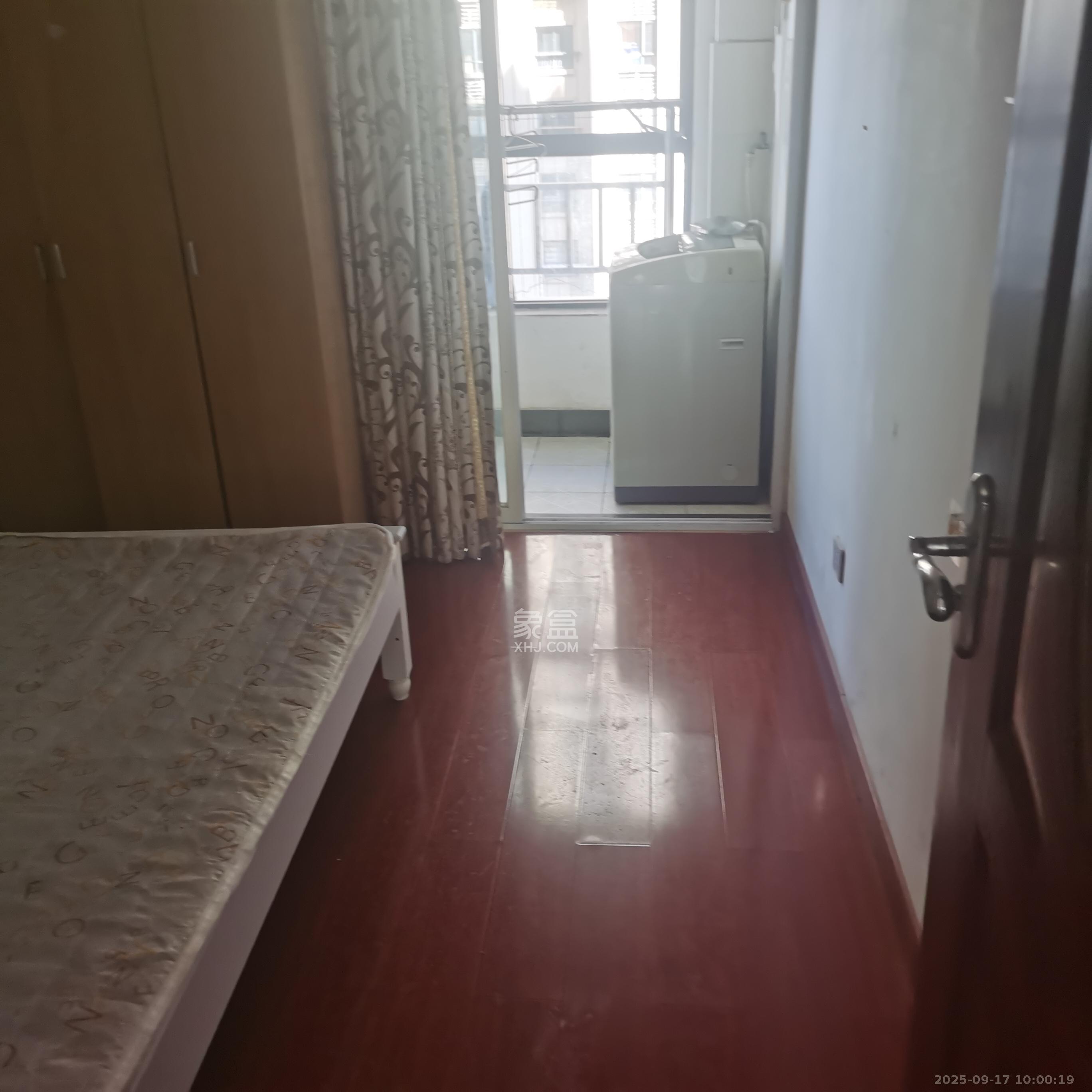 香樟兰亭（朗峰苑）  3室2厅1卫    2200.0元/月室内图