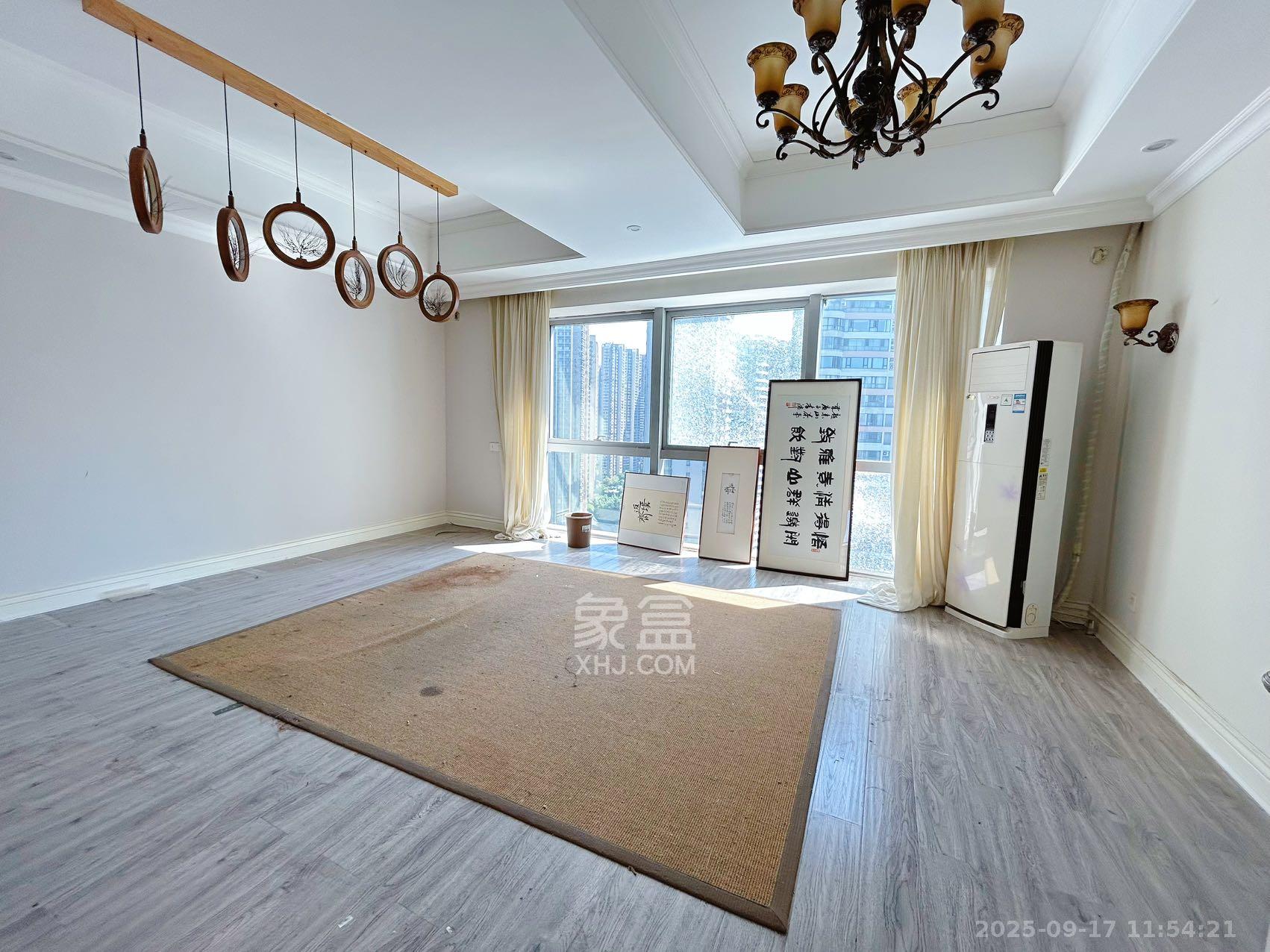 北辰定江洋 5室2厅3卫 23000.0元/月 北辰定江洋 5室2厅3卫 23000.0元/月室内图