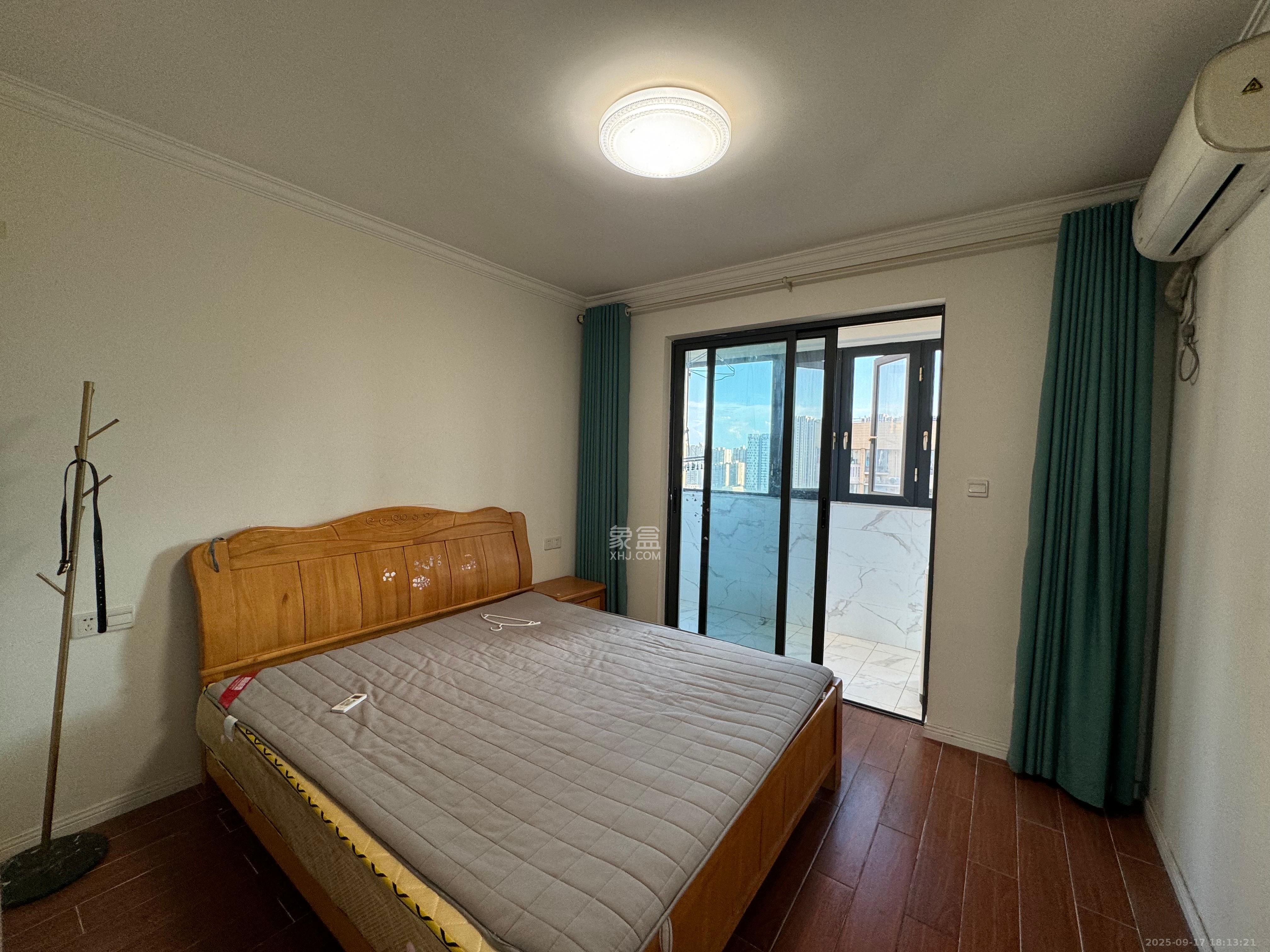 金轮星光名座 3室2厅1卫 2500.0元/月 金轮星光名座 3室2厅1卫 2500.0元/月室内图