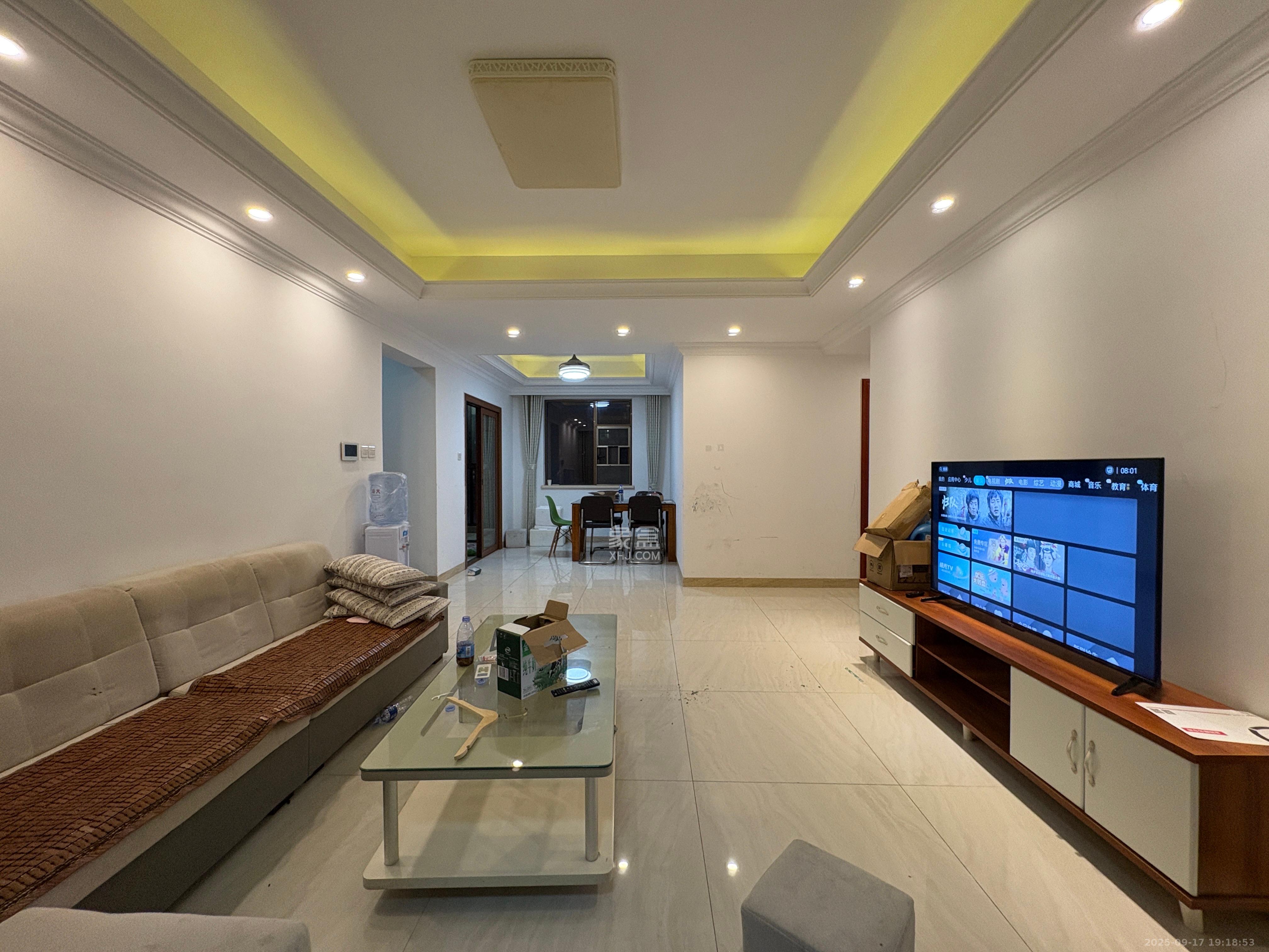 江山帝景哈佛  1室0厅0卫    2600.0元/月室内图