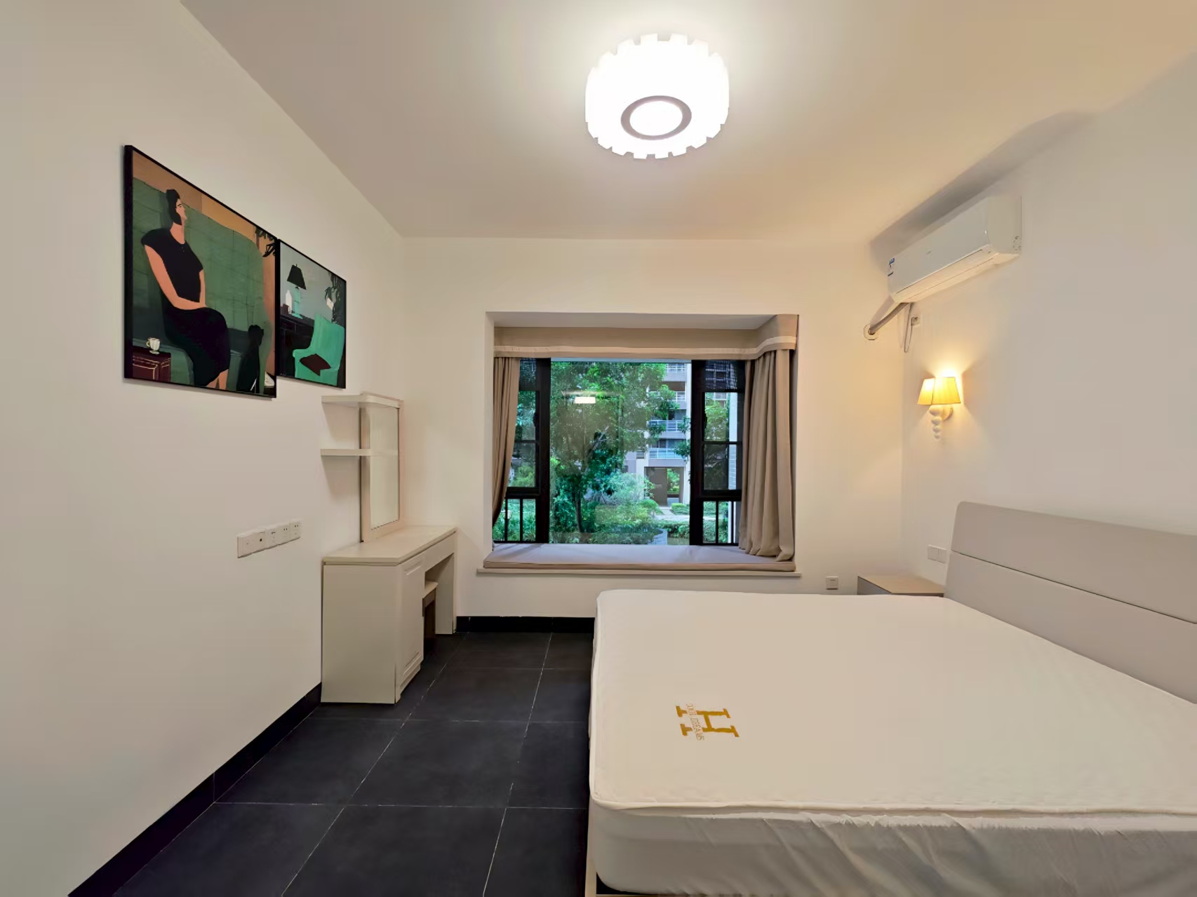 滨江海岸一期 3室2厅2卫 4000.0元/月 滨江海岸一期 3室2厅2卫 4000.0元/月室内图