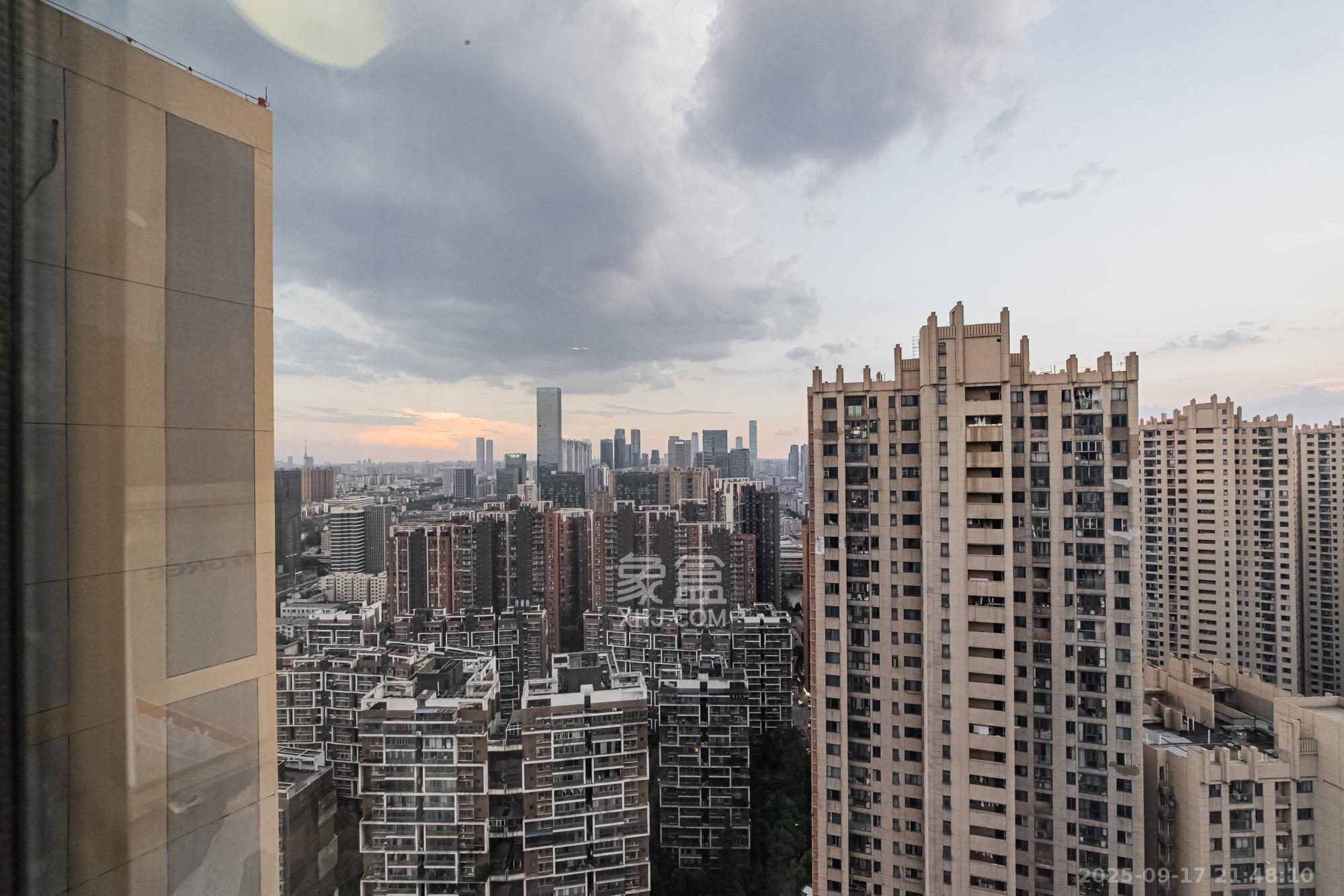 北辰三角洲B2E2区 3室2厅2卫 180.0万 北辰三角洲B2E2区 3室2厅2卫 180.0万其他