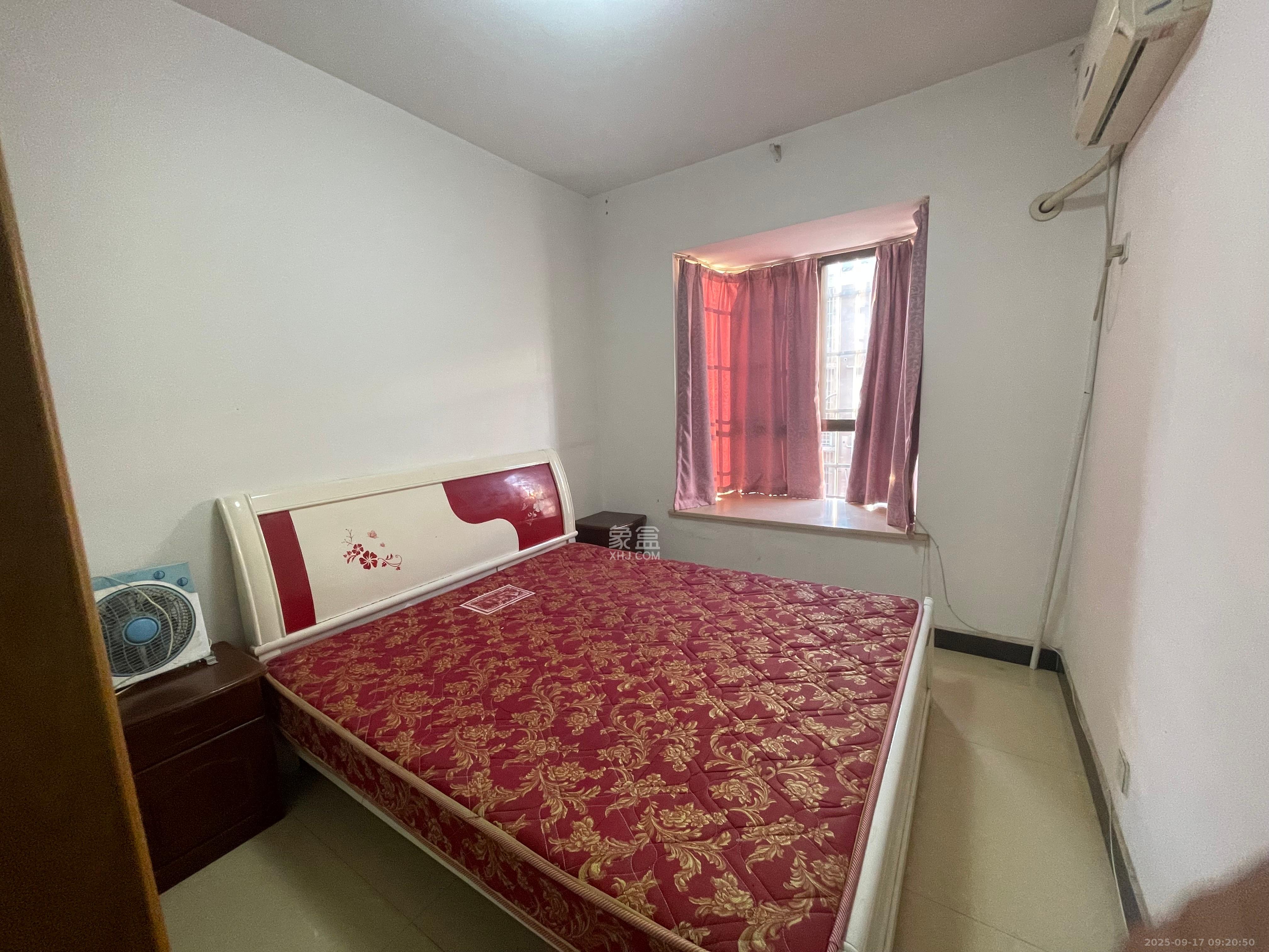 新路小区  2室1厅1卫    1500.0元/月室内图