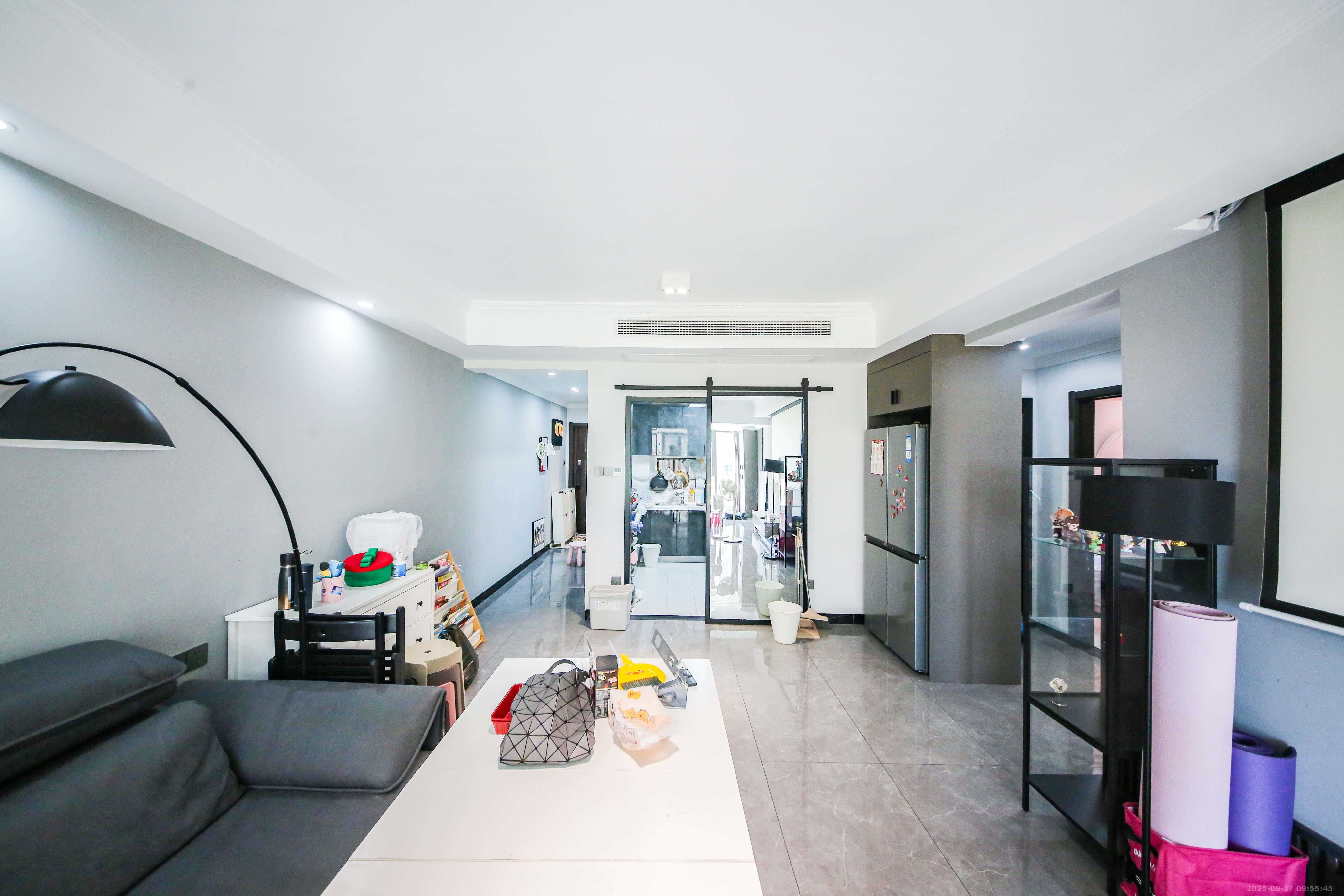 才子嘉都 3室2厅2卫 119.8万 才子嘉都 3室2厅2卫 119.8万客厅