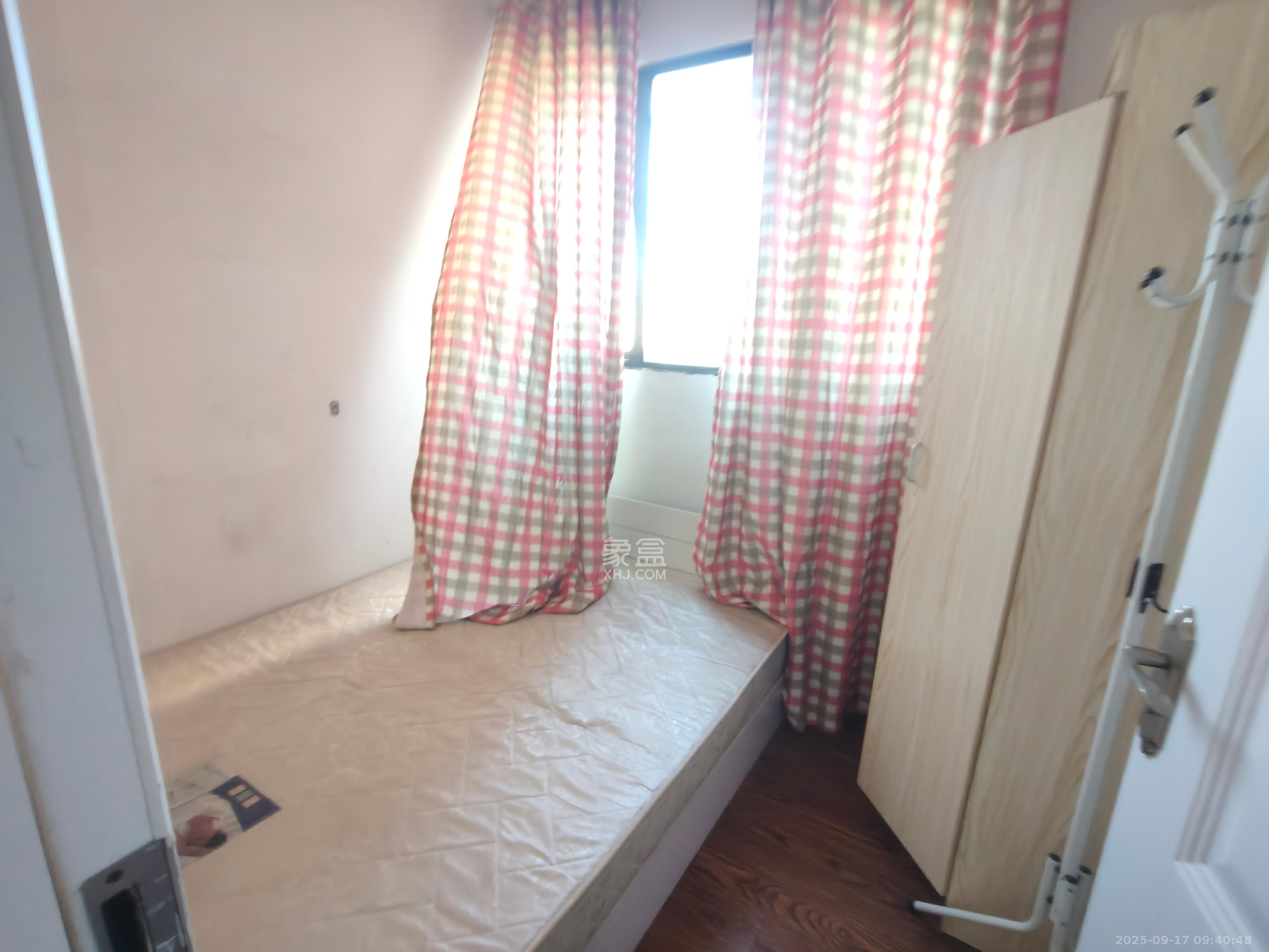 梅溪鑫苑名家  3室1厅1卫    1900.0元/月室内图