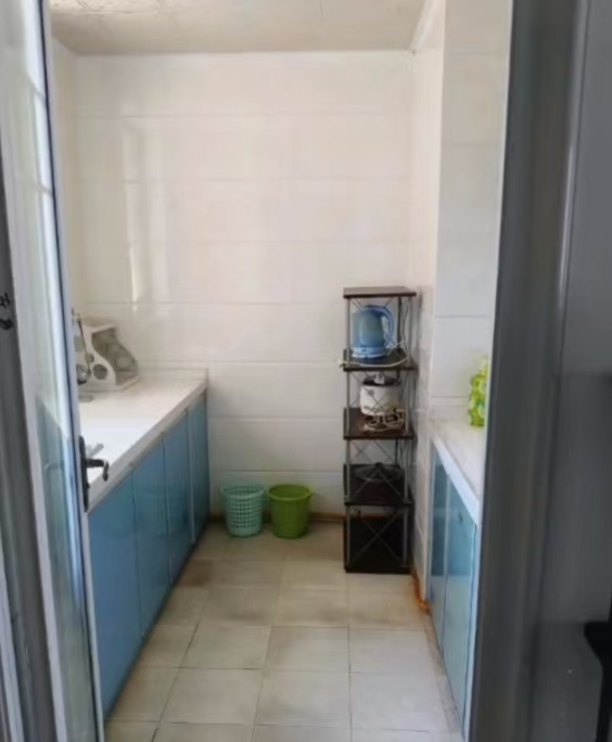 绿地海长流一期  2室2厅1卫    2300.0元/月 绿地海长流一期  2室2厅1卫    2300.0元/月