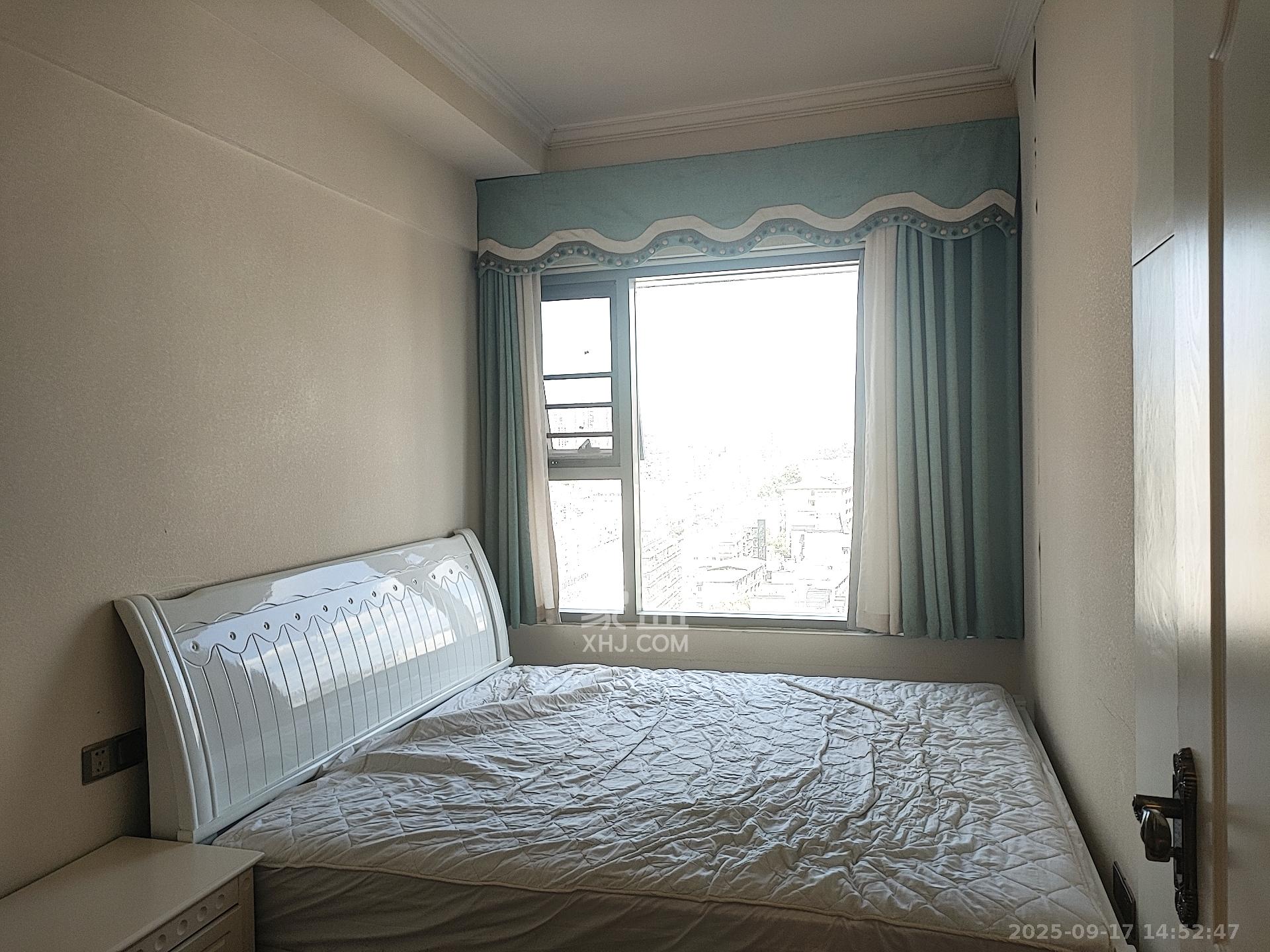 东怡外国（南湖一号)  2室1厅1卫    2800.0元/月室内图