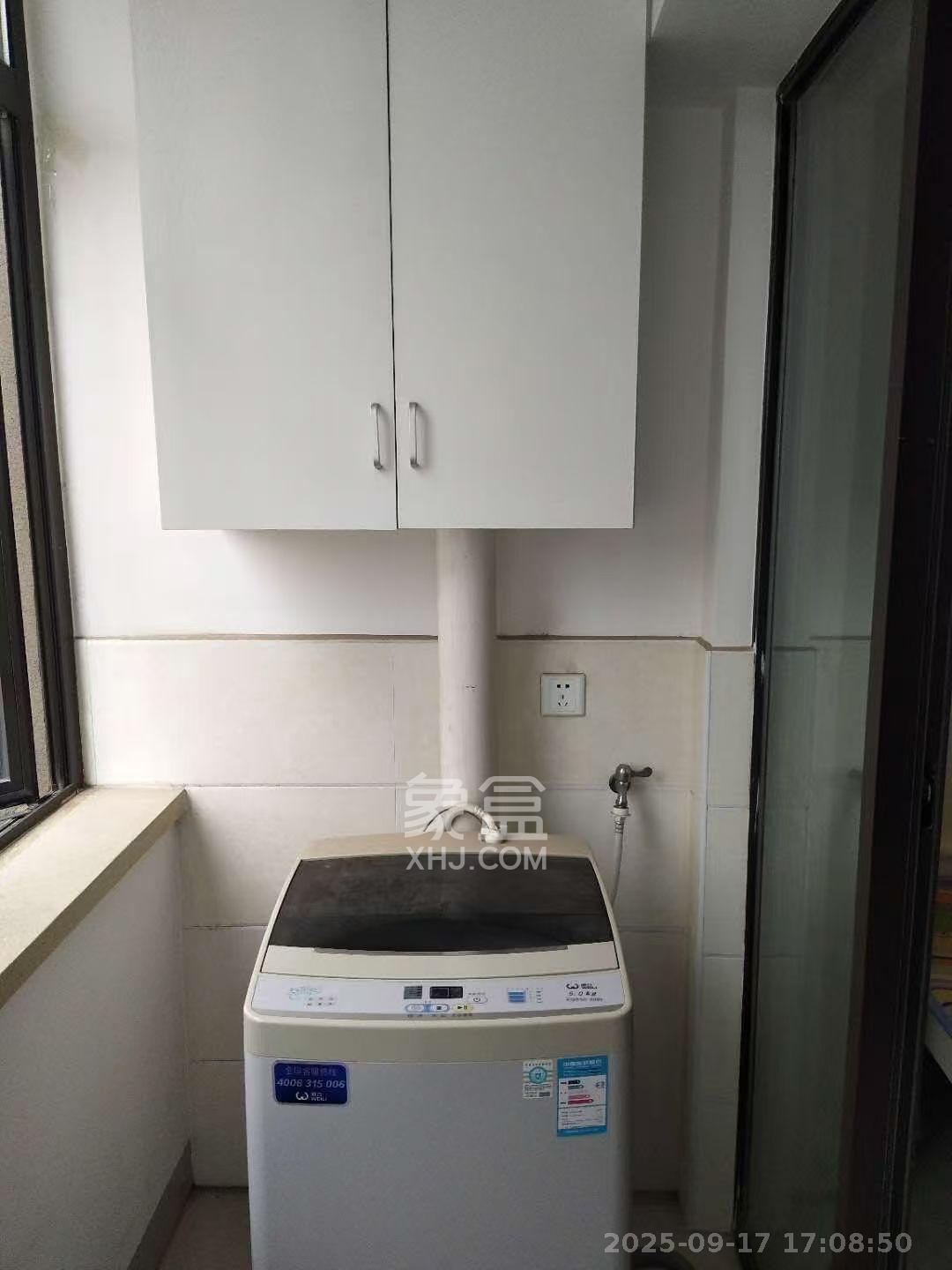 喜盈门范城 1室1厅1卫 1200.0元/月 喜盈门范城 1室1厅1卫 1200.0元/月室内图