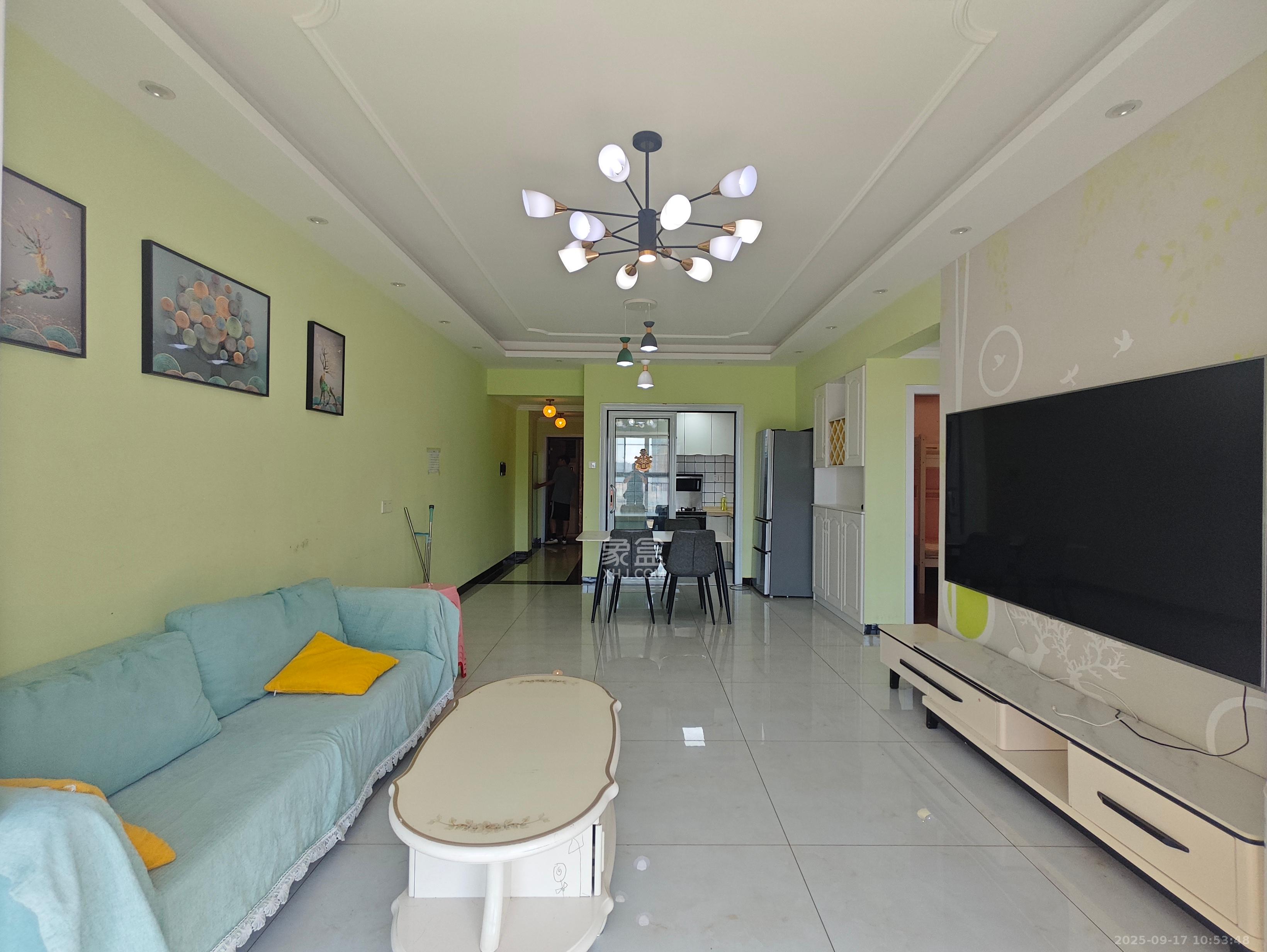 江山帝景雅典  3室2厅1卫    2000.0元/月 江山帝景雅典  3室2厅1卫    2000.0元/月