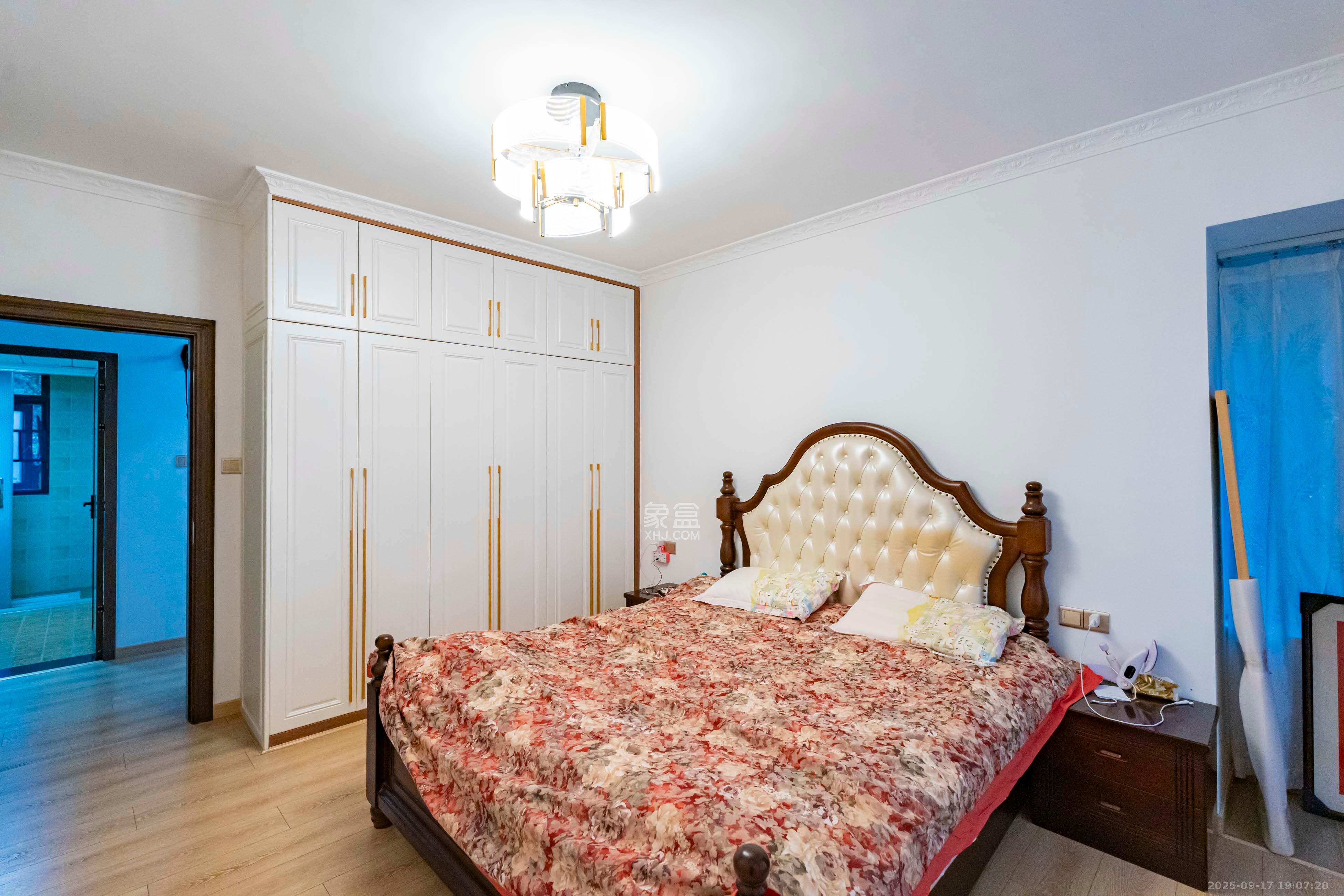 天健城 4室2厅2卫 4300.0元/月 天健城 4室2厅2卫 4300.0元/月室内图