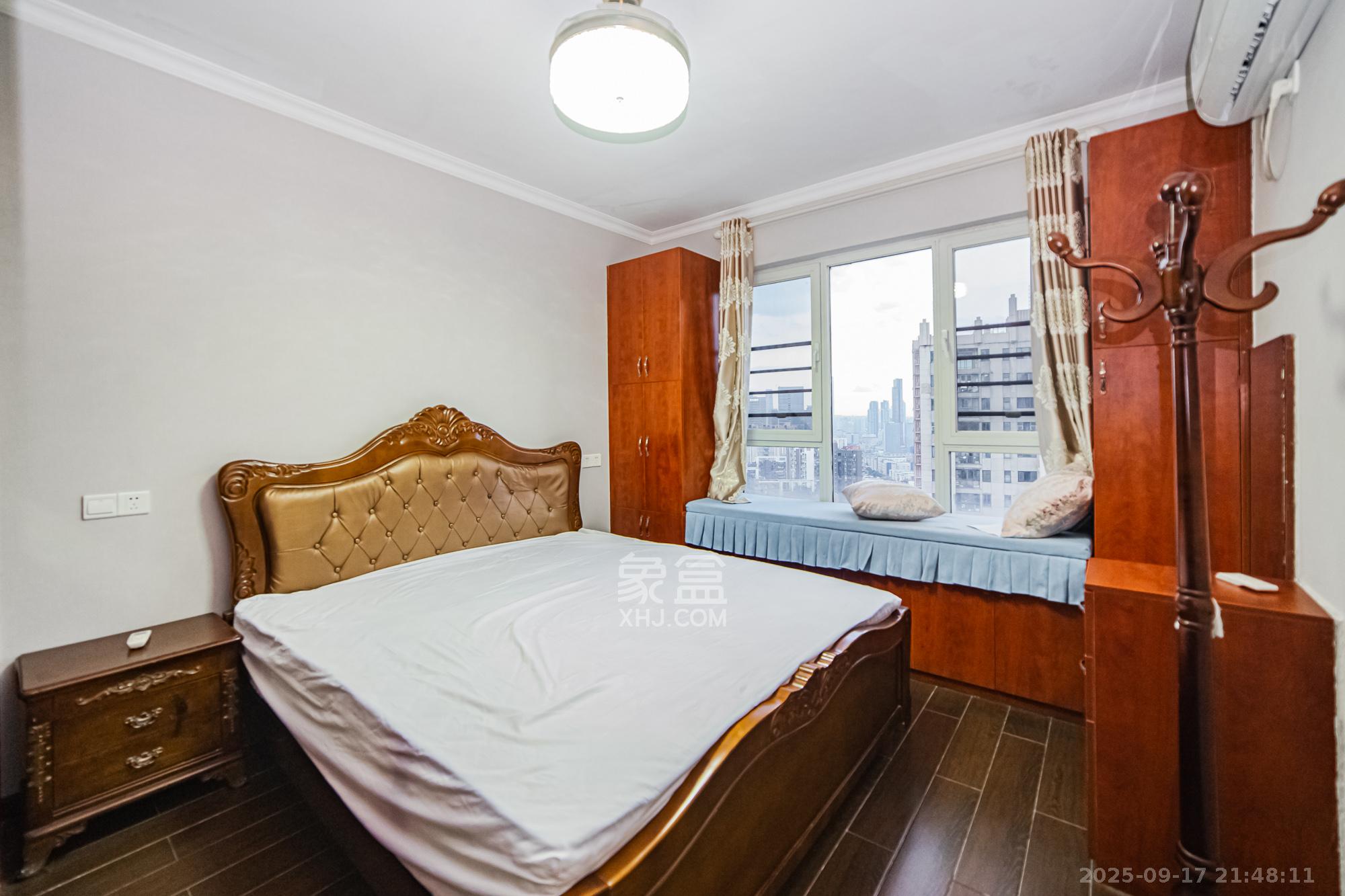 北辰三角洲B2E2区 3室2厅2卫 180.0万 北辰三角洲B2E2区 3室2厅2卫 180.0万卧室