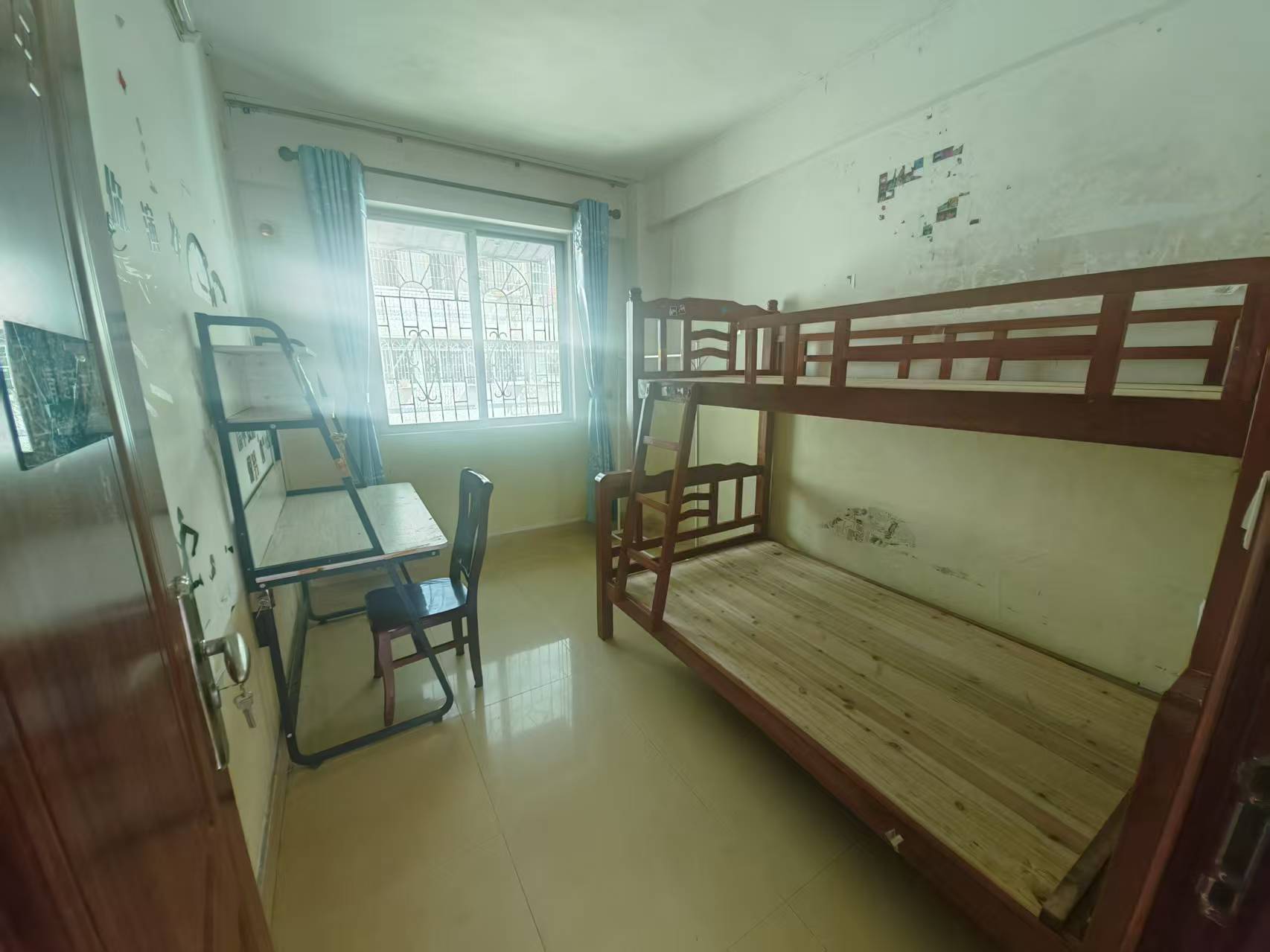 铸管宿舍 3室1厅1卫 2000.0元/月 铸管宿舍 3室1厅1卫 2000.0元/月室内图