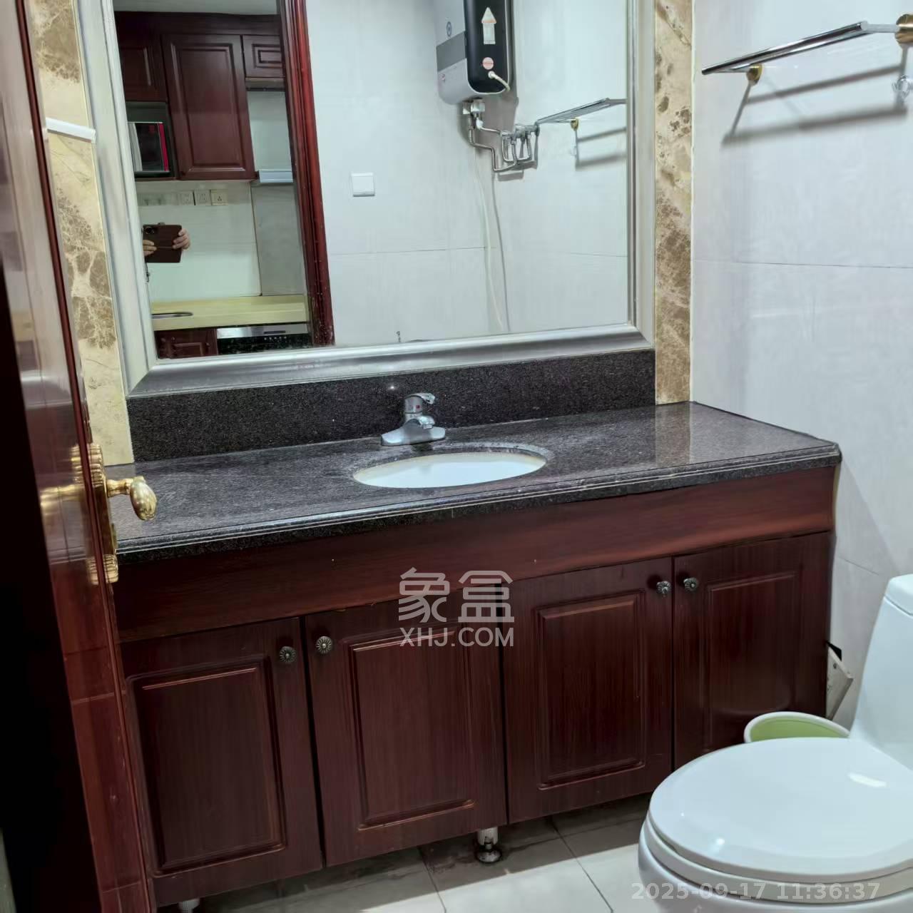 恒大华府 1室1厅1卫 1400.0元/月 恒大华府 1室1厅1卫 1400.0元/月室内图