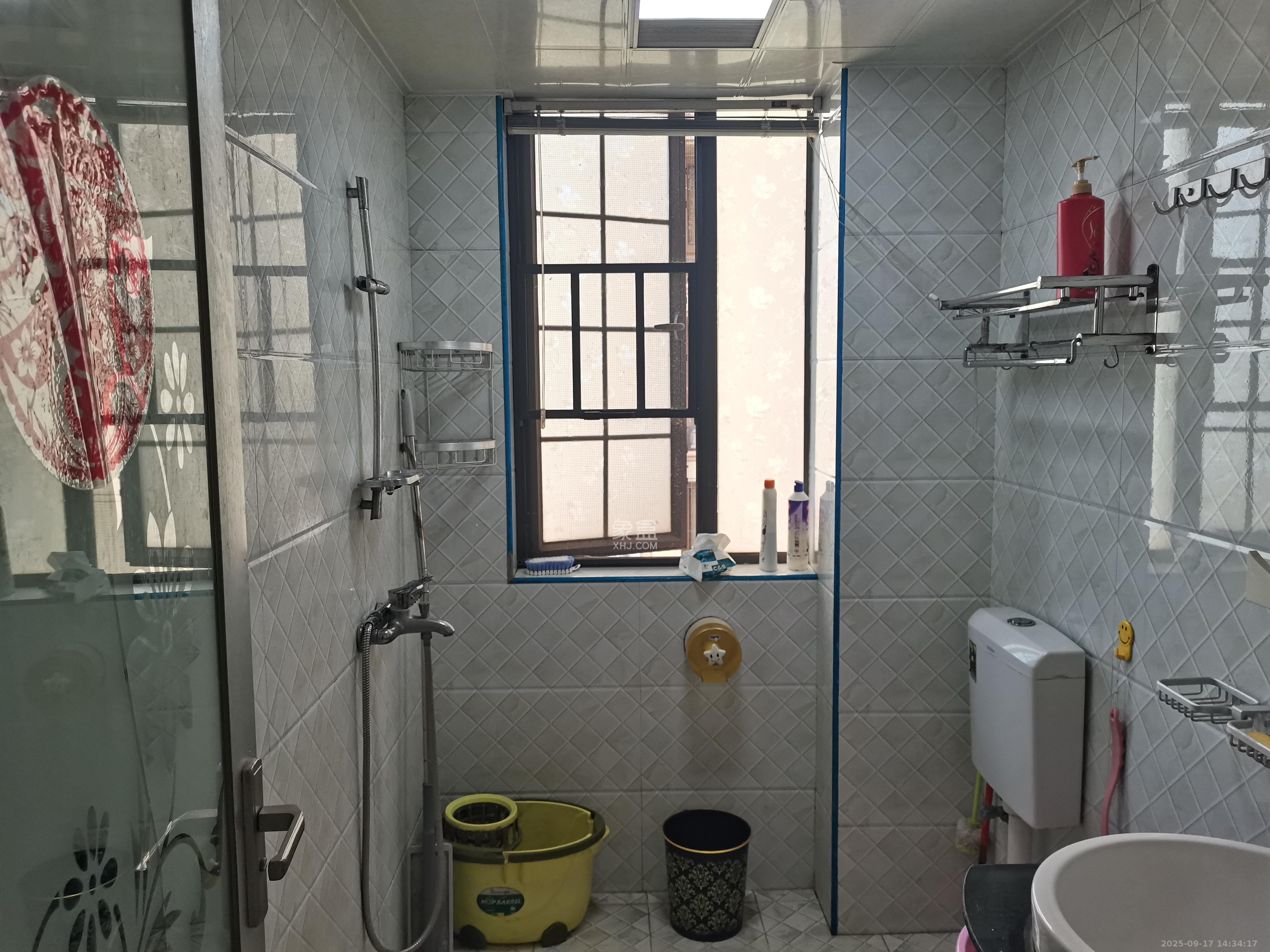 宏聚地中海 2室2厅1卫 1800.0元/月 宏聚地中海 2室2厅1卫 1800.0元/月室内图