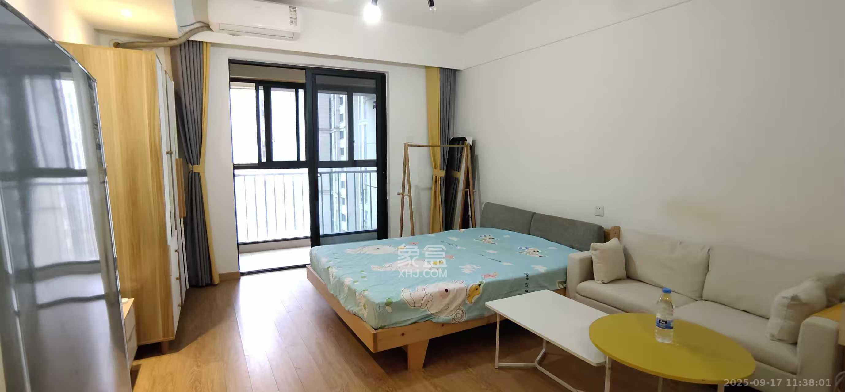 荣泰广场 1室1厅1卫 1200.0元/月 荣泰广场 1室1厅1卫 1200.0元/月室内图