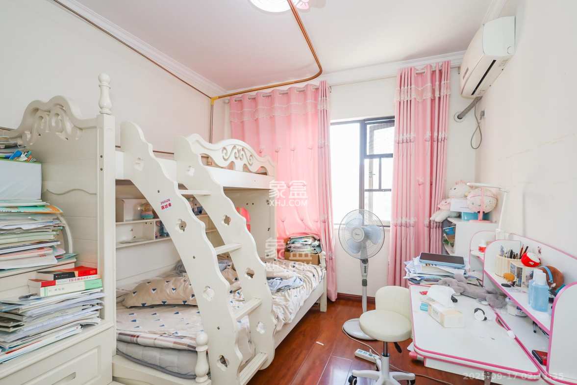 钰龙天下二期(钰龙佳园)  3室2厅2卫    182.0万 钰龙天下二期(钰龙佳园)  3室2厅2卫    182.0万卧室