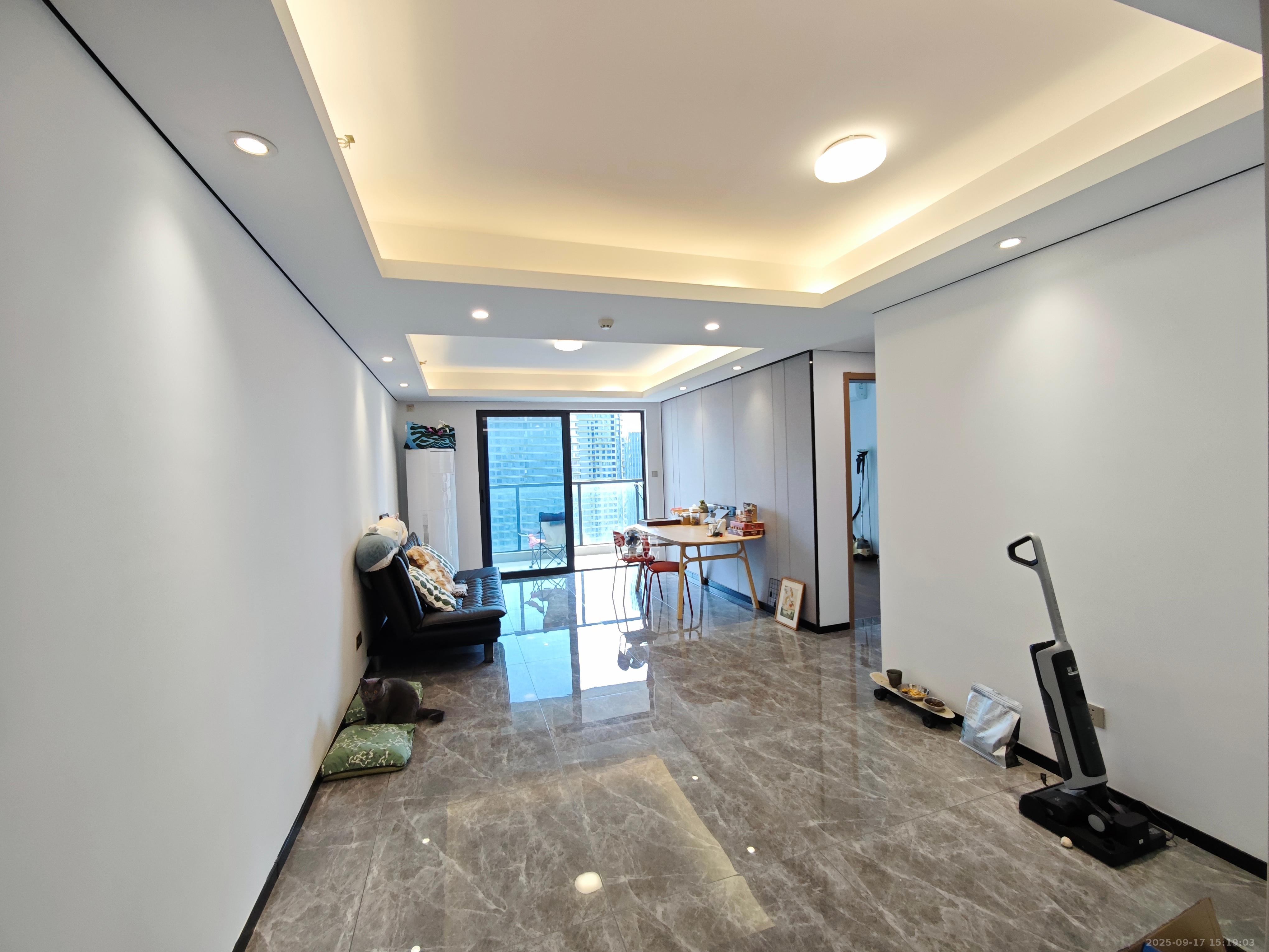 中国铁建湘语梅溪 3室2厅2卫 3000.0元/月 中国铁建湘语梅溪 3室2厅2卫 3000.0元/月室内图