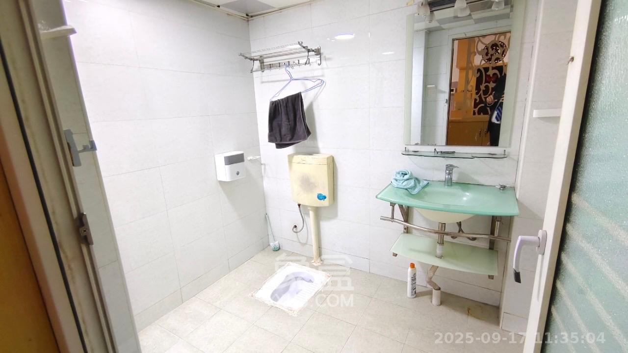 格林星城 2室2厅1卫 2300.0元/月 格林星城 2室2厅1卫 2300.0元/月室内图