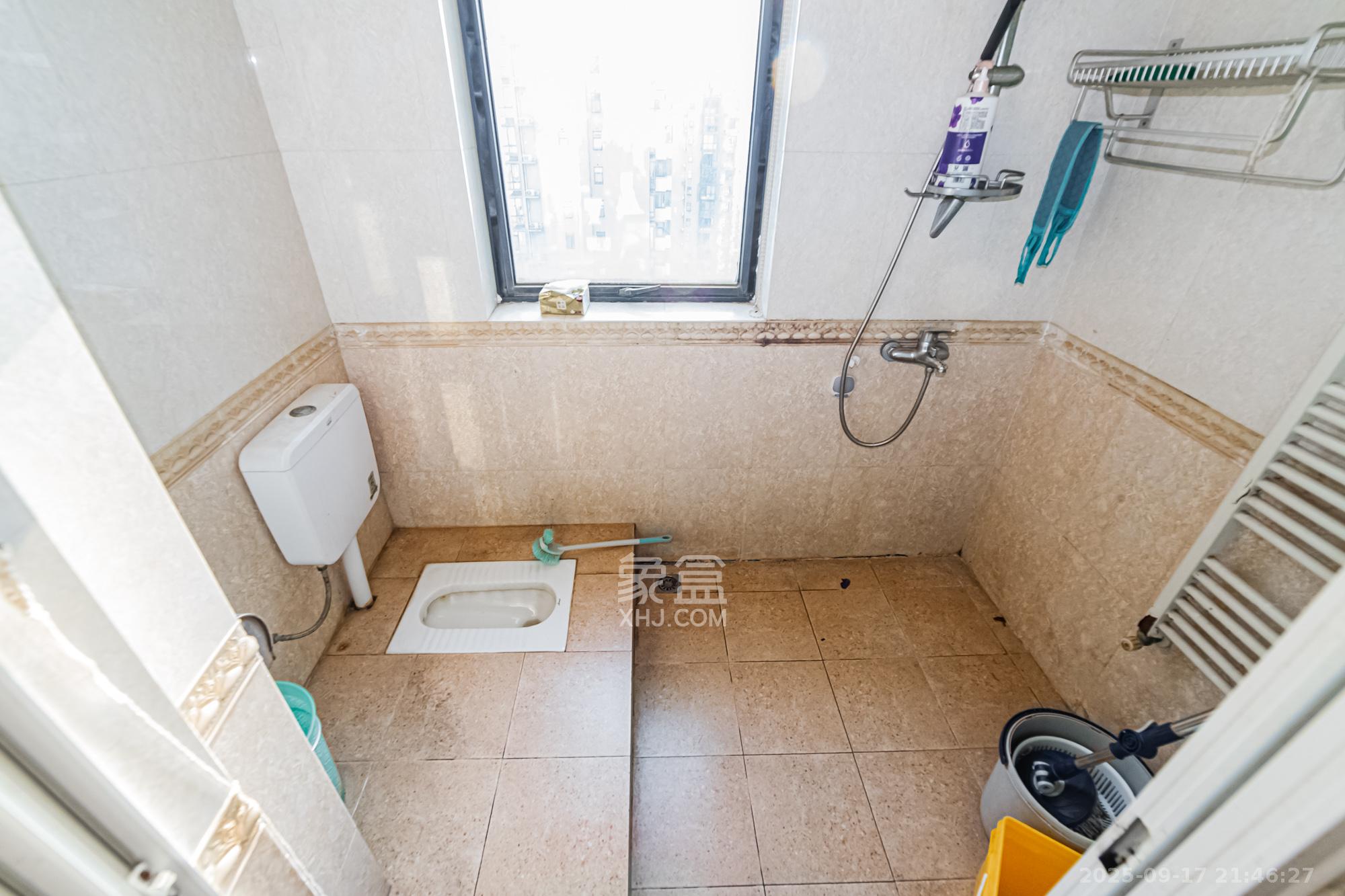 湘江世纪城星江苑 3室2厅2卫 120.0万 湘江世纪城星江苑 3室2厅2卫 120.0万卫生间