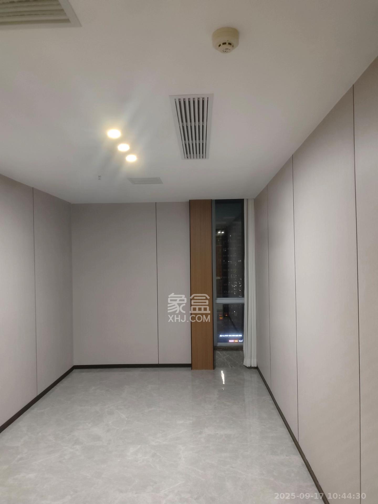 开源鑫贸大楼   248.0㎡      9000.0元/月