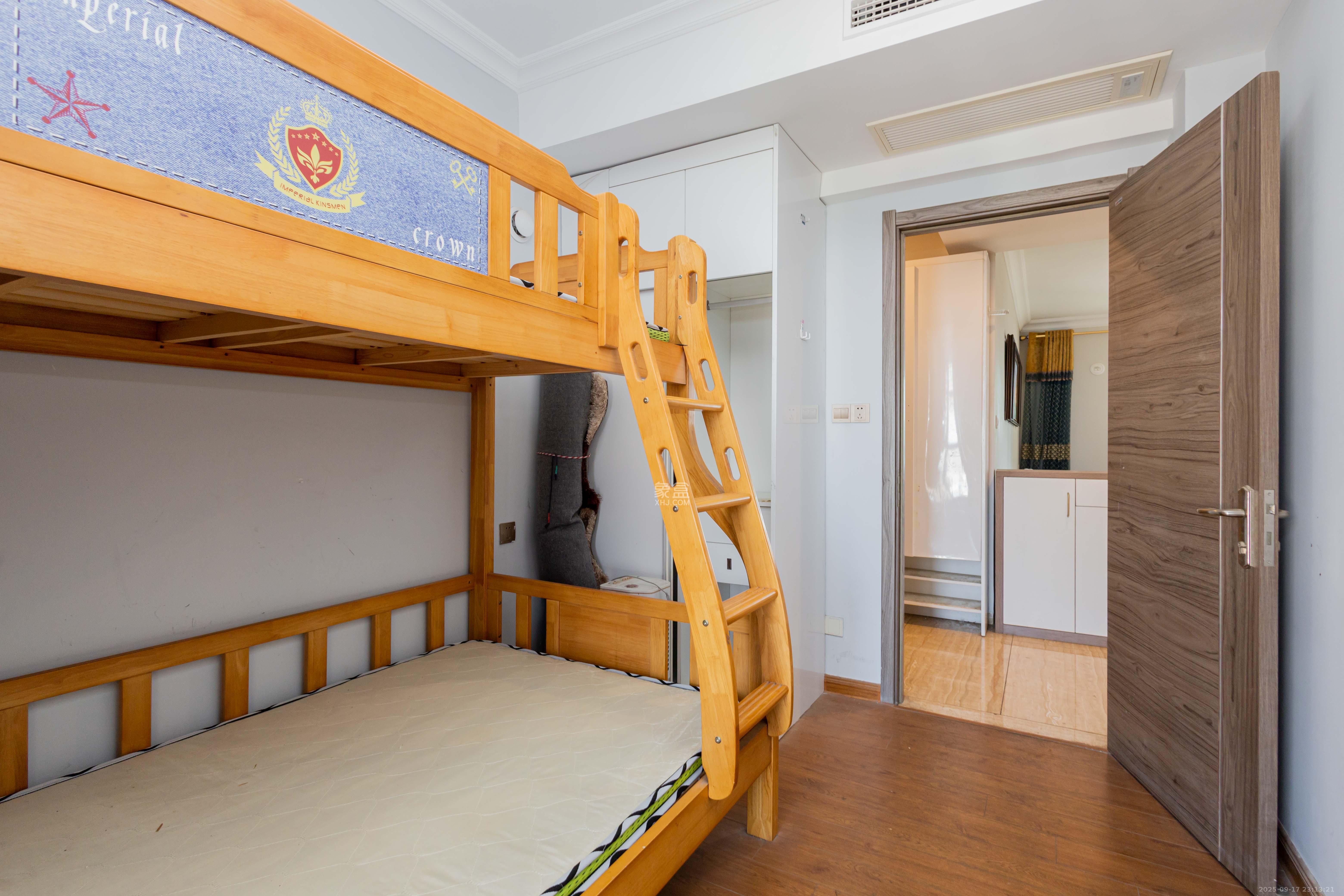 碧桂园星城首府  3室2厅2卫    78.0万卧室