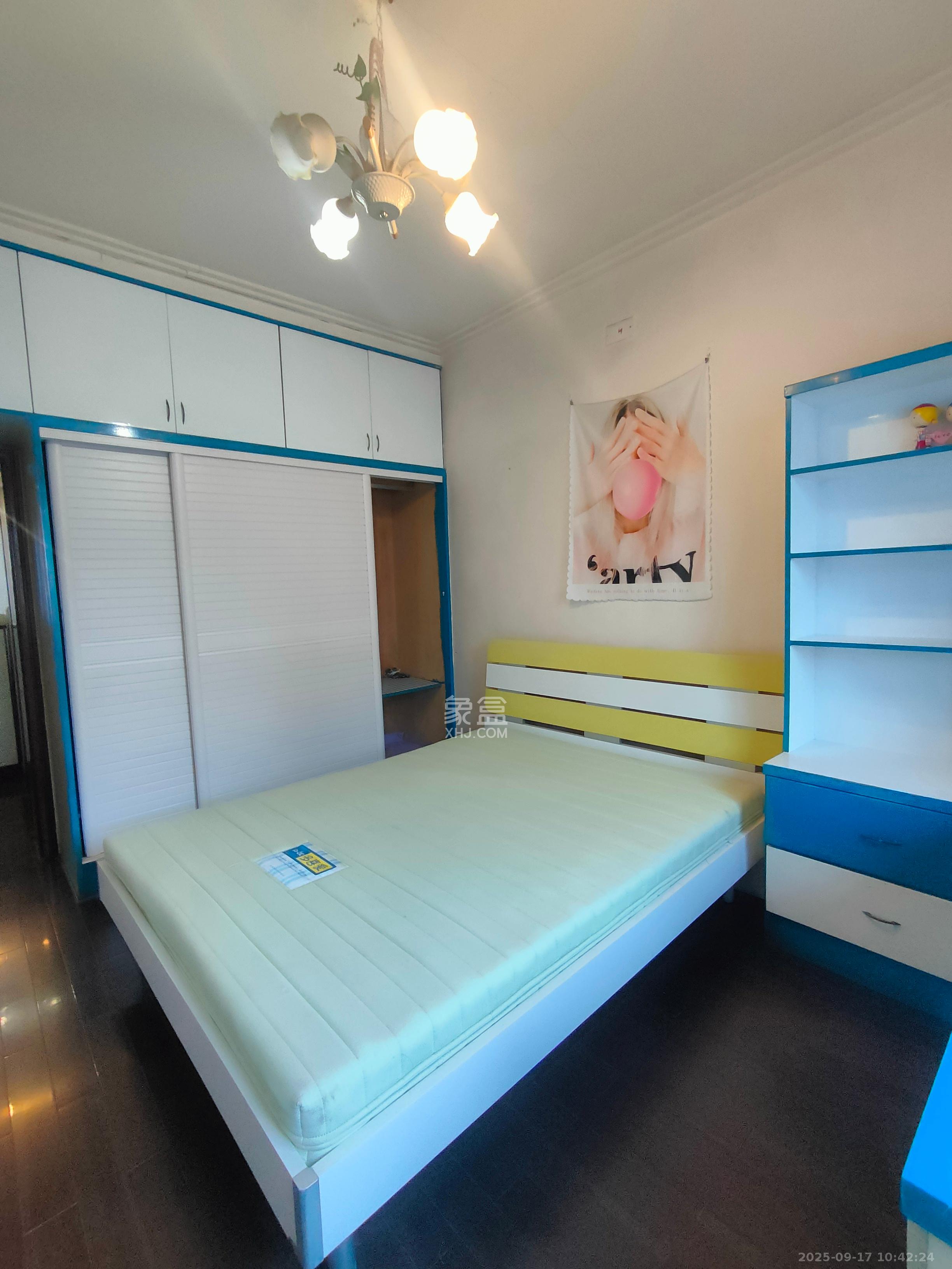 湘仪家园 3室2厅1卫 1900.0元/月 湘仪家园 3室2厅1卫 1900.0元/月室内图