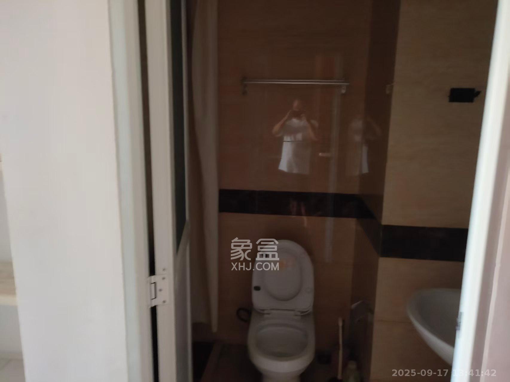 万科白鹭郡 1室1厅1卫 1300.0元/月 万科白鹭郡 1室1厅1卫 1300.0元/月室内图