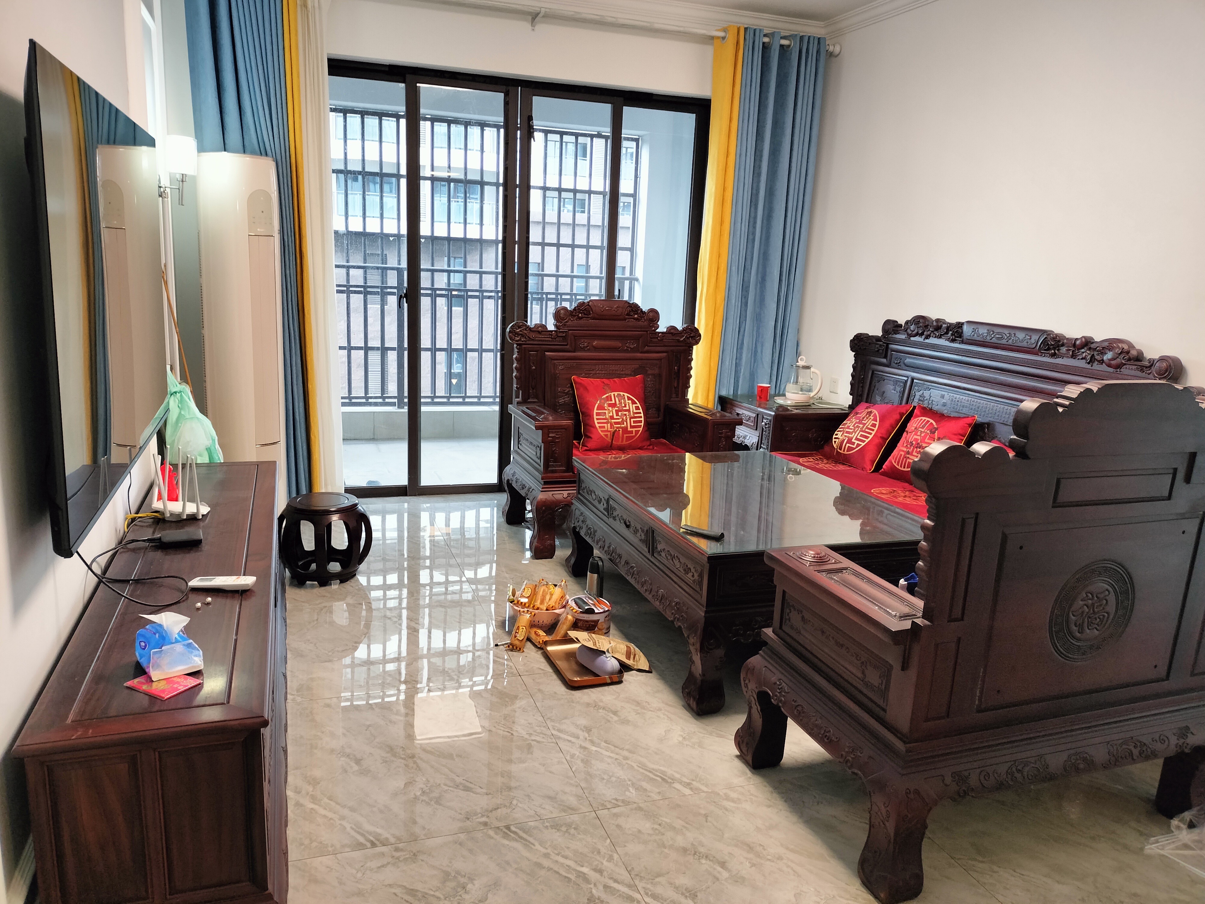 正茂豪庭 3室2厅2卫 2600.0元/月 正茂豪庭 3室2厅2卫 2600.0元/月室内图