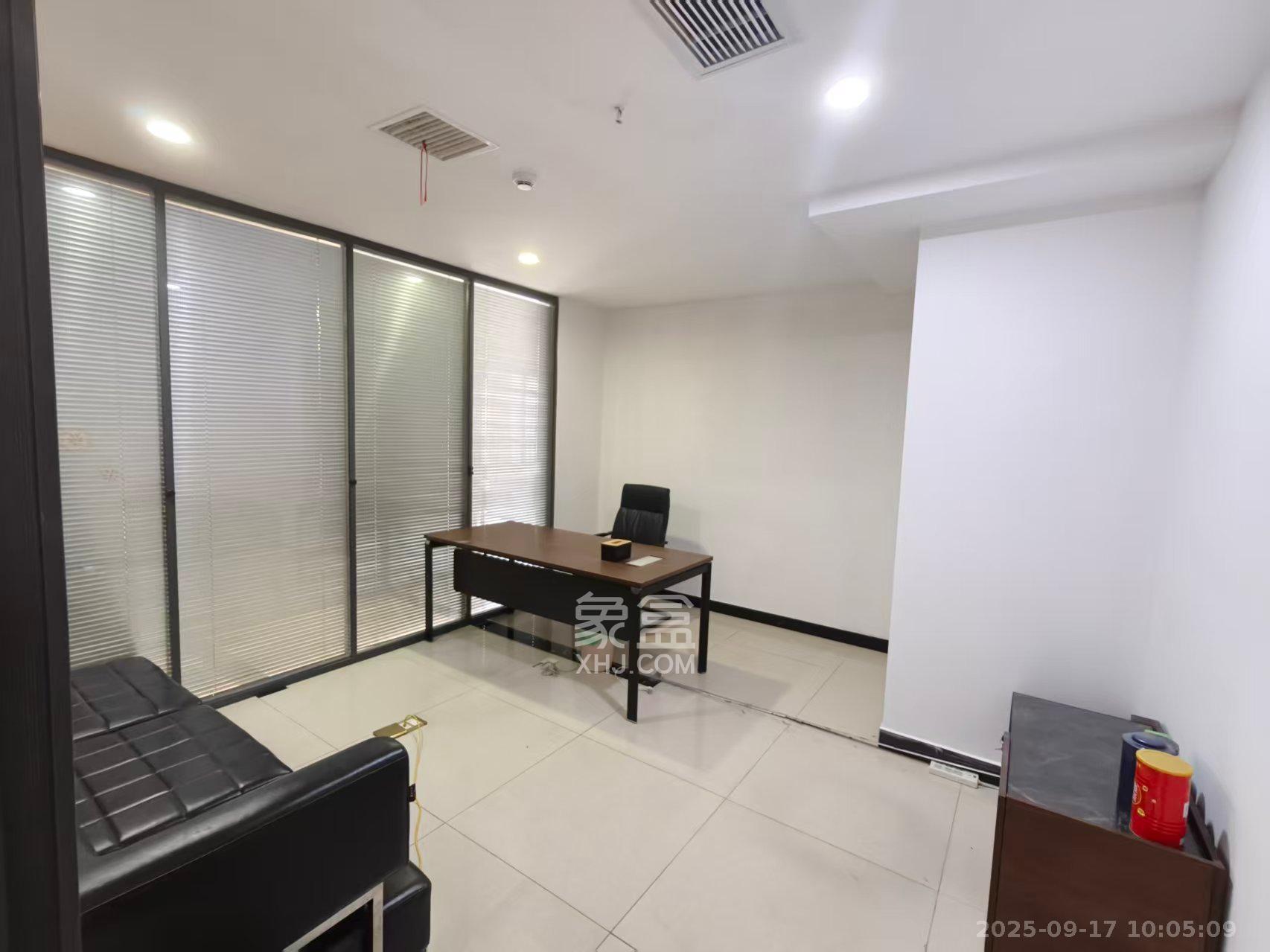 新长海广场   210.0㎡      8000.0元/月室内图