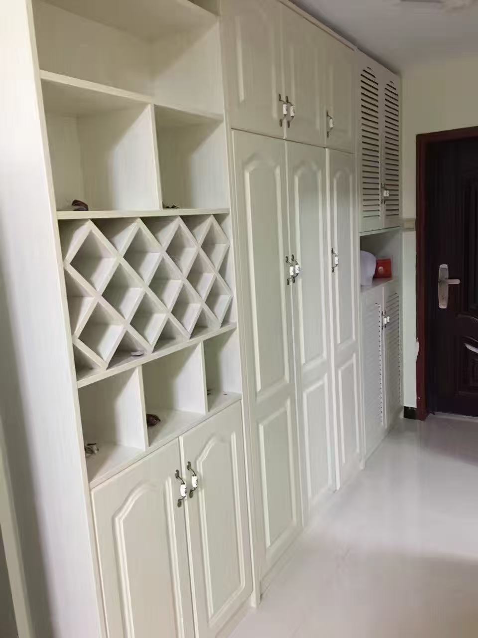 黄金大厦  1室1厅1卫    1300.0元/月 黄金大厦  1室1厅1卫    1300.0元/月室内图