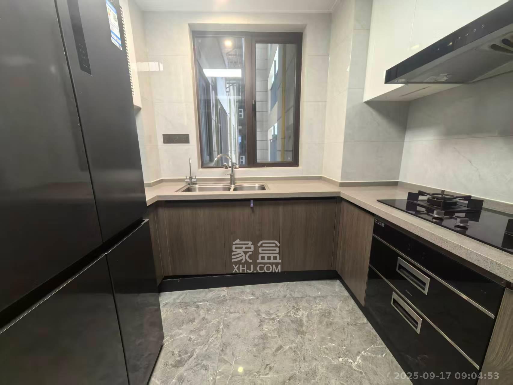 裕和府（乐万邦康桥悦城）  3室2厅2卫    2500.0元/月室内图