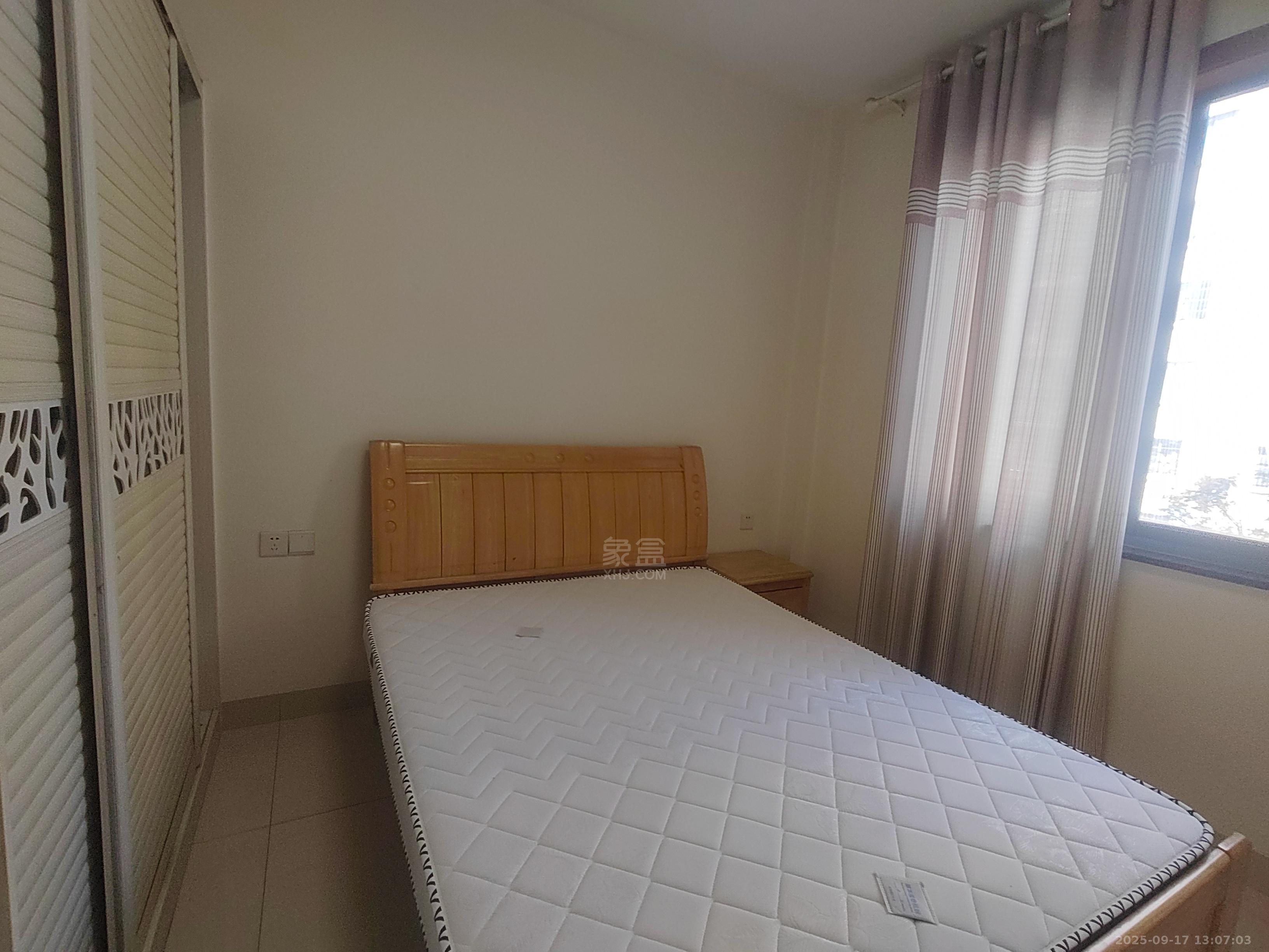 天泉一品 3室2厅2卫 2100.0元/月 天泉一品 3室2厅2卫 2100.0元/月室内图