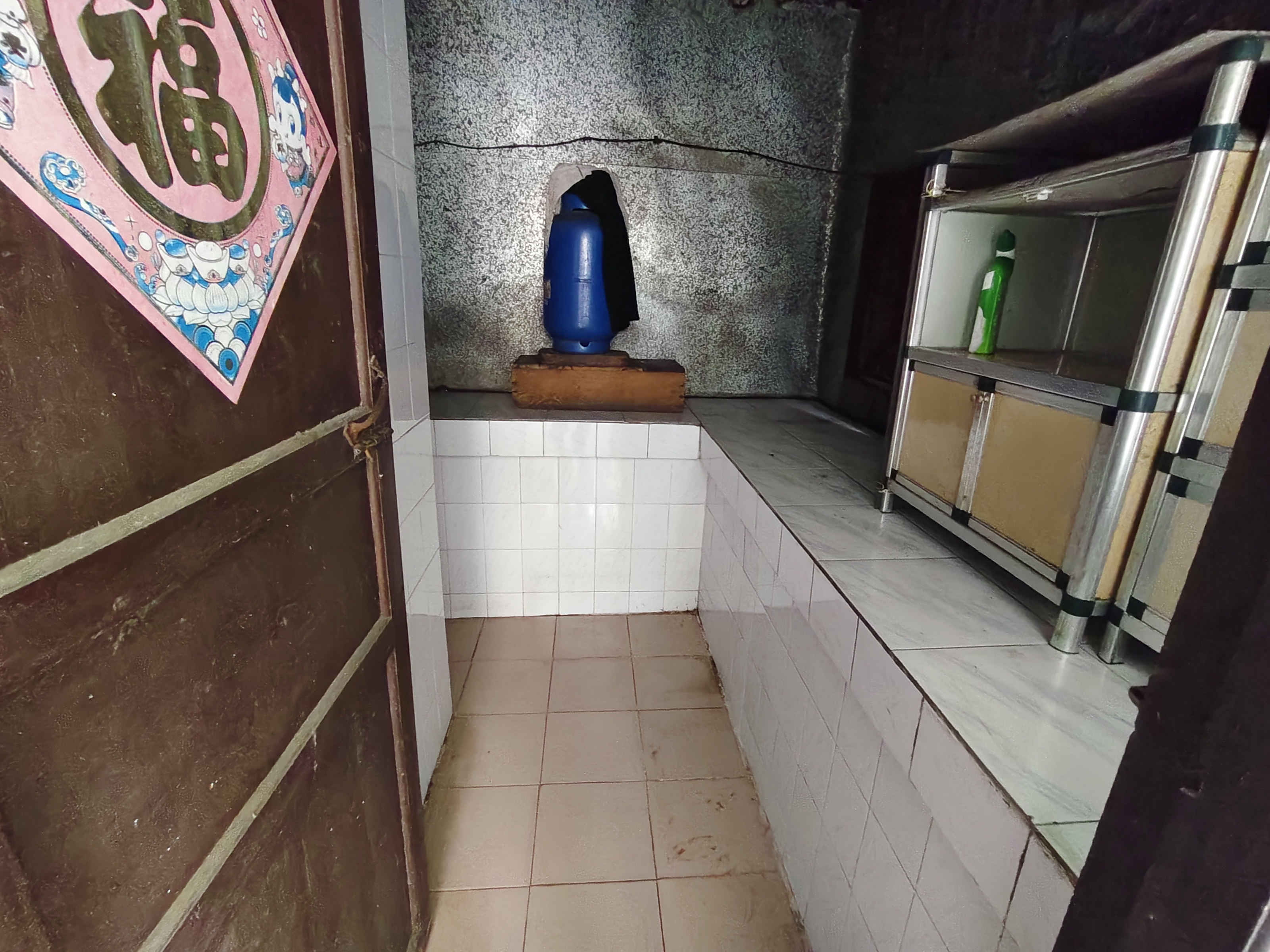 万泉小区  2室1厅1卫    1600.0元/月室内图