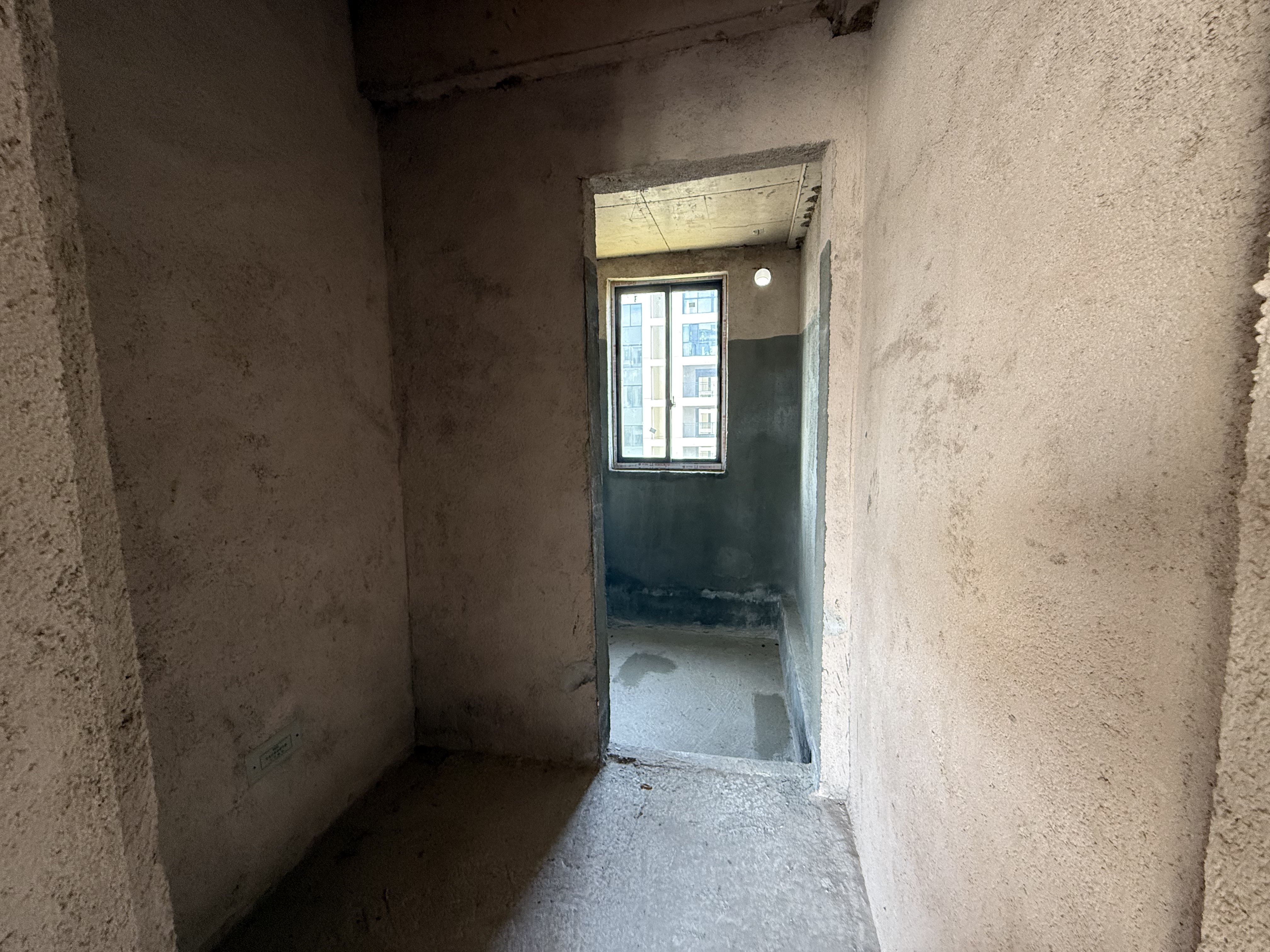 空港新城二期 4室2厅2卫 52.0万 空港新城二期 4室2厅2卫 52.0万客厅