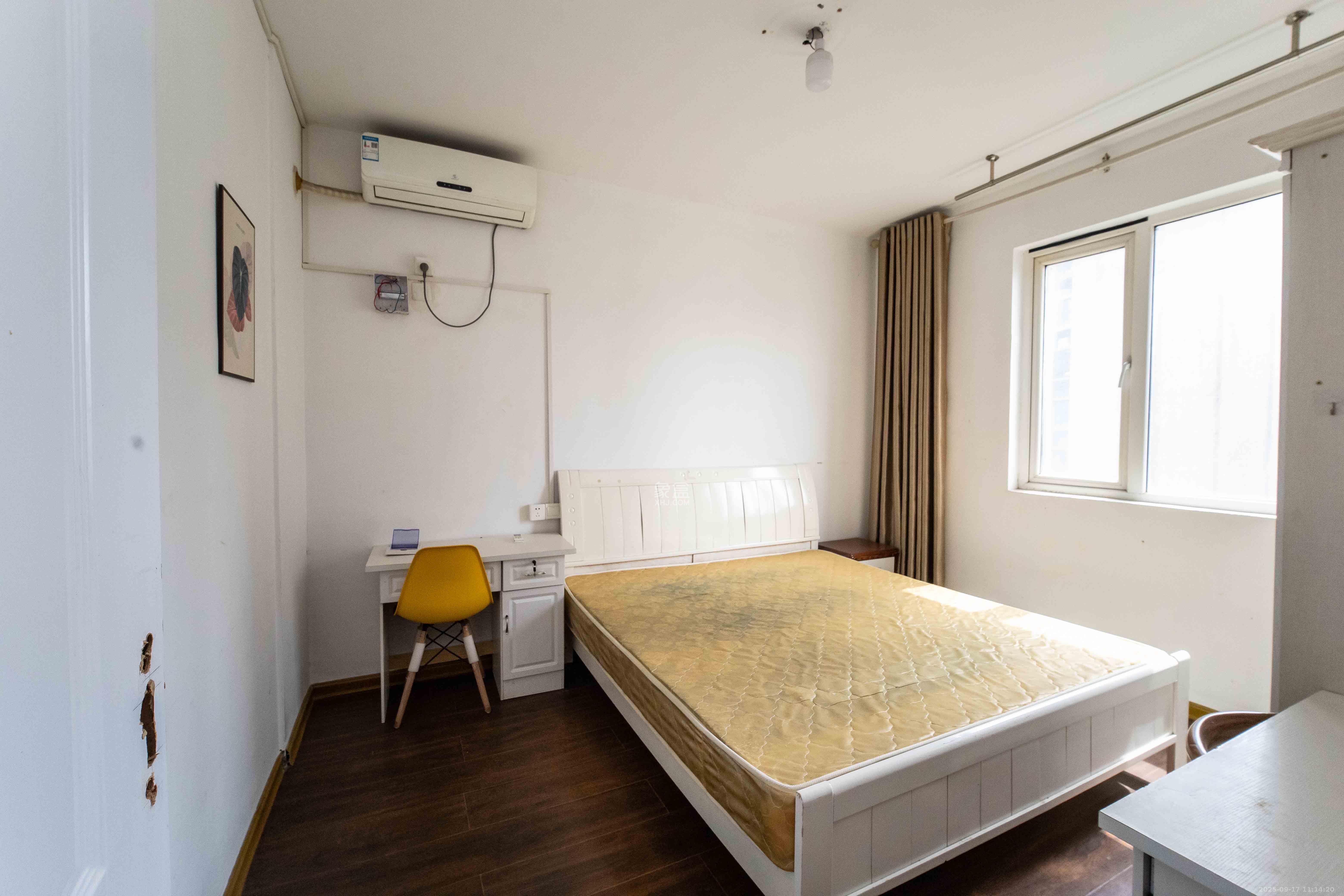 金地格林公馆 3室2厅1卫 2300.0元/月 金地格林公馆 3室2厅1卫 2300.0元/月室内图