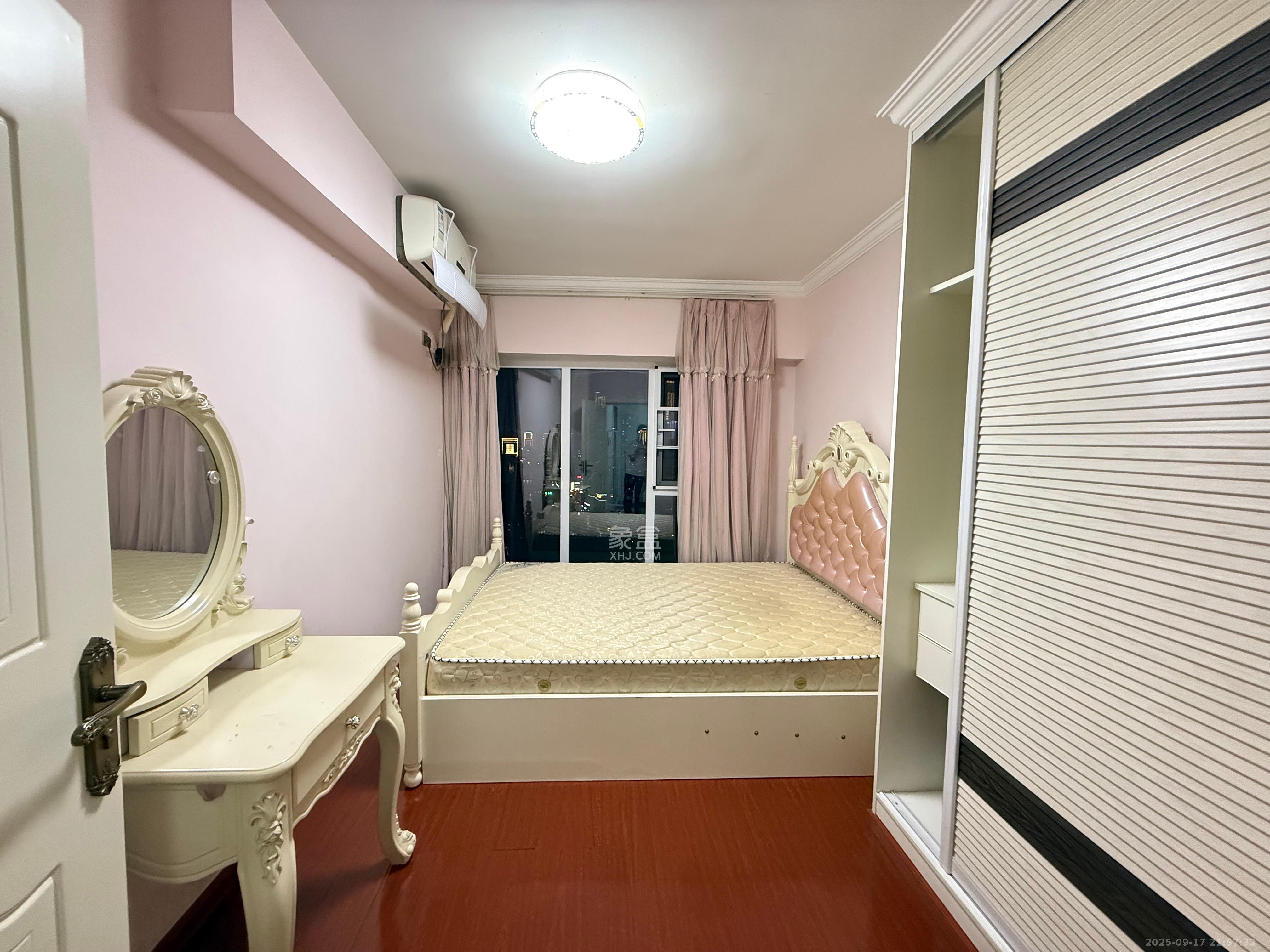 鸥波港湾  2室0厅1卫    2700.0元/月室内图