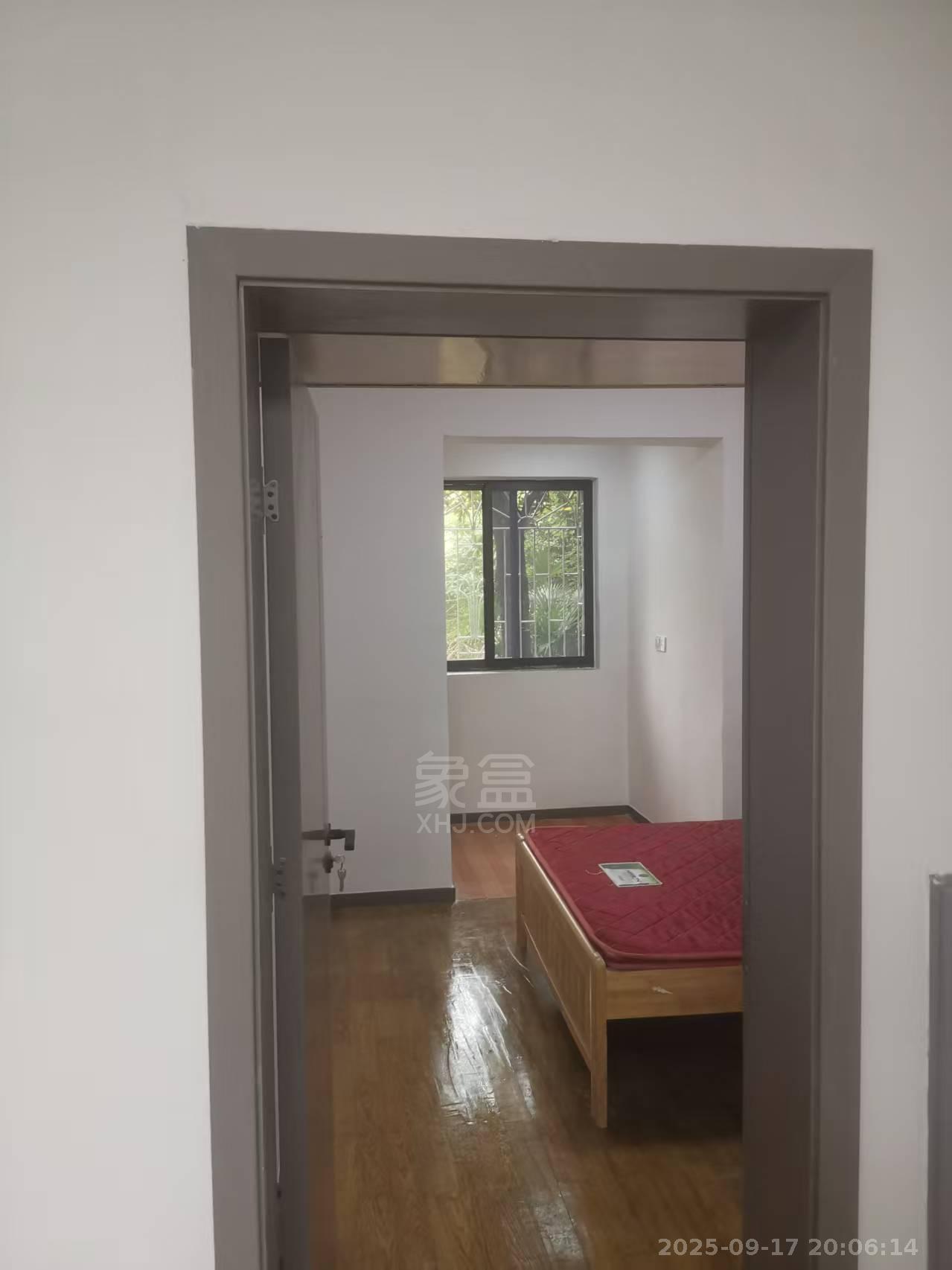 桂花路散盘 2室2厅1卫 800.0元/月 桂花路散盘 2室2厅1卫 800.0元/月室内图