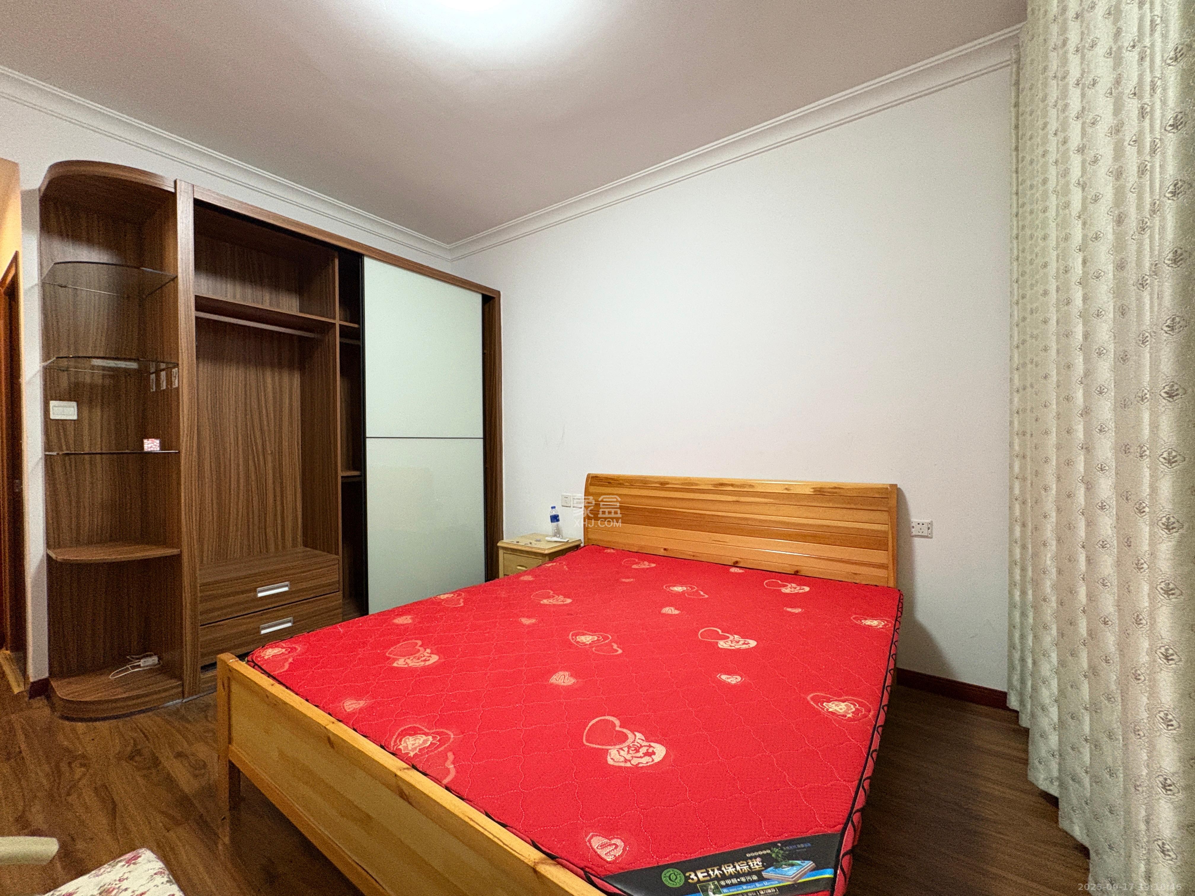 江山帝景哈佛 1室0厅0卫 2600.0元/月 江山帝景哈佛 1室0厅0卫 2600.0元/月室内图