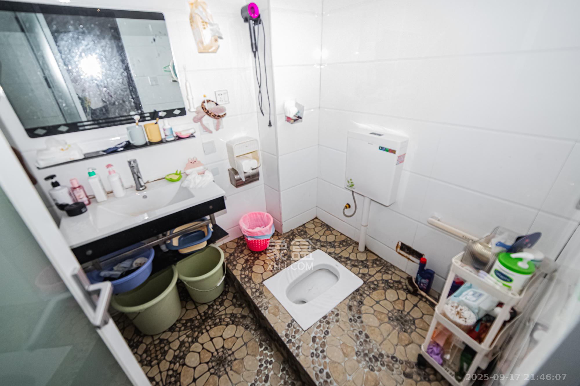 湘江世纪城映江苑 3室2厅1卫 69.0万 湘江世纪城映江苑 3室2厅1卫 69.0万卫生间