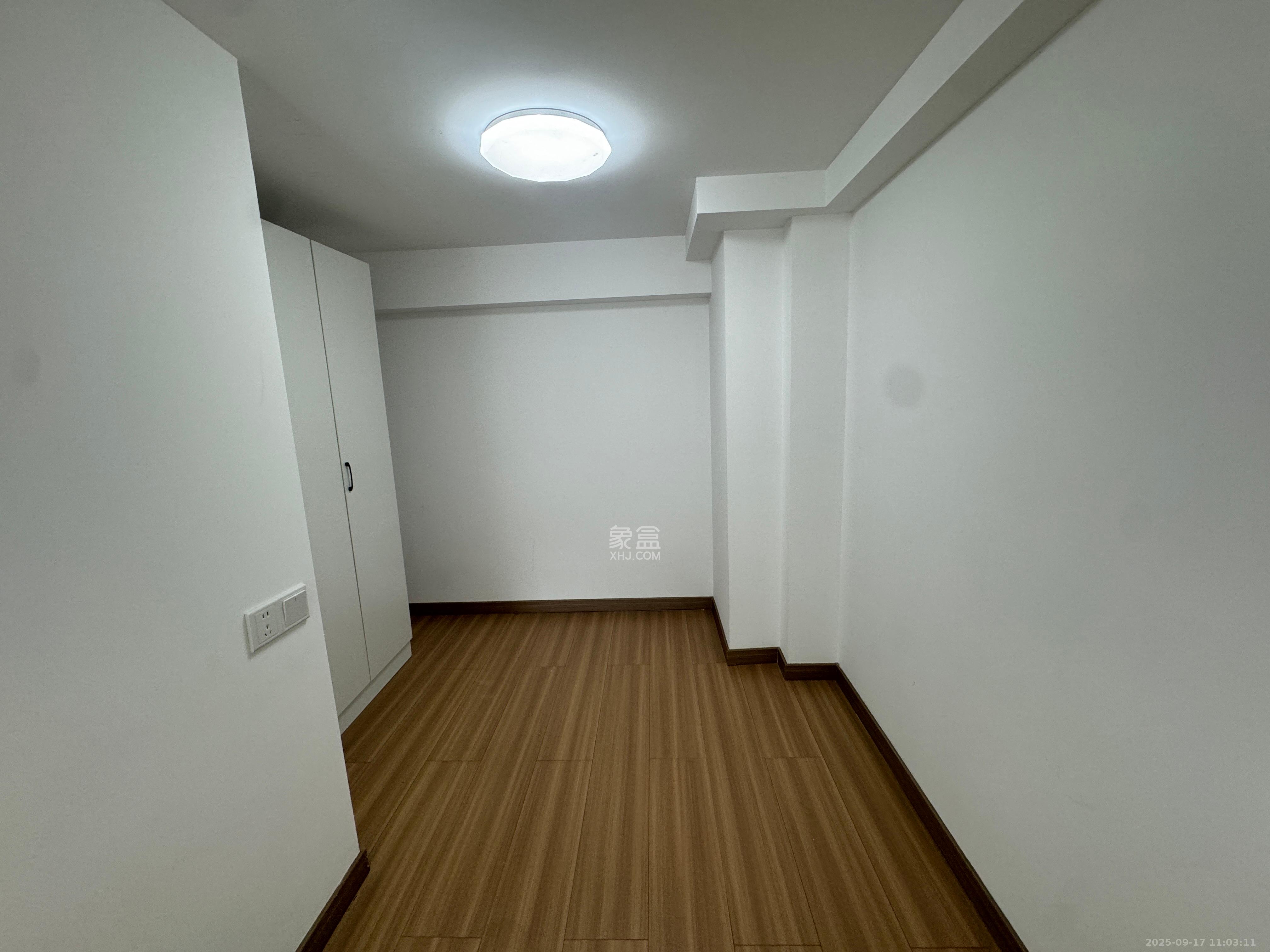 时代MOMA云PARK  2室1厅1卫    2700.0元/月室内图