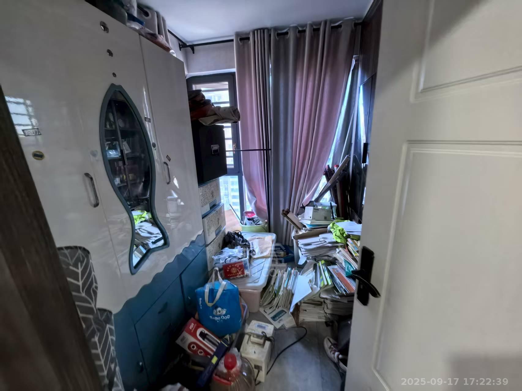 时代新城(翰林府) 3室2厅2卫 1800.0元/月 时代新城(翰林府) 3室2厅2卫 1800.0元/月室内图