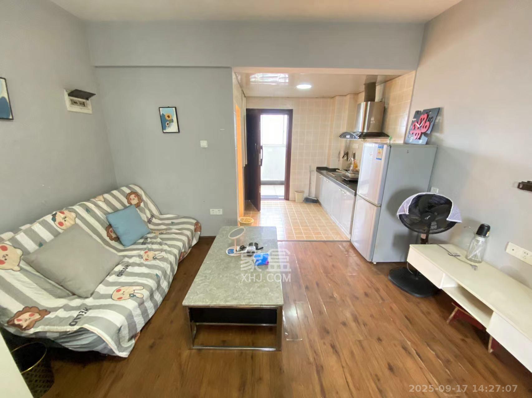 巧克力空间(建鸿达现代大厦) 1室1厅1卫 1200.0元/月 巧克力空间(建鸿达现代大厦) 1室1厅1卫 1200.0元/月室内图