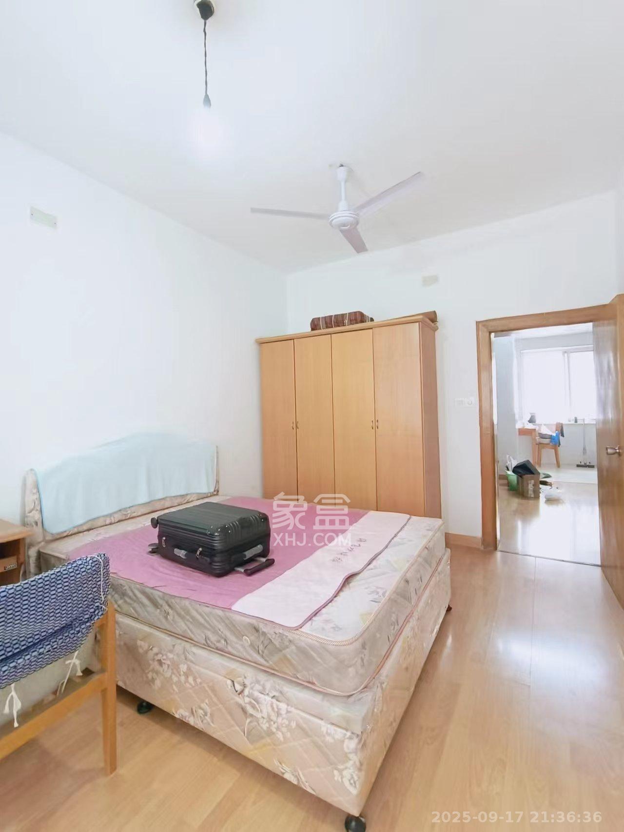 长勘小区 2室1厅1卫 2000.0元/月 长勘小区 2室1厅1卫 2000.0元/月室内图