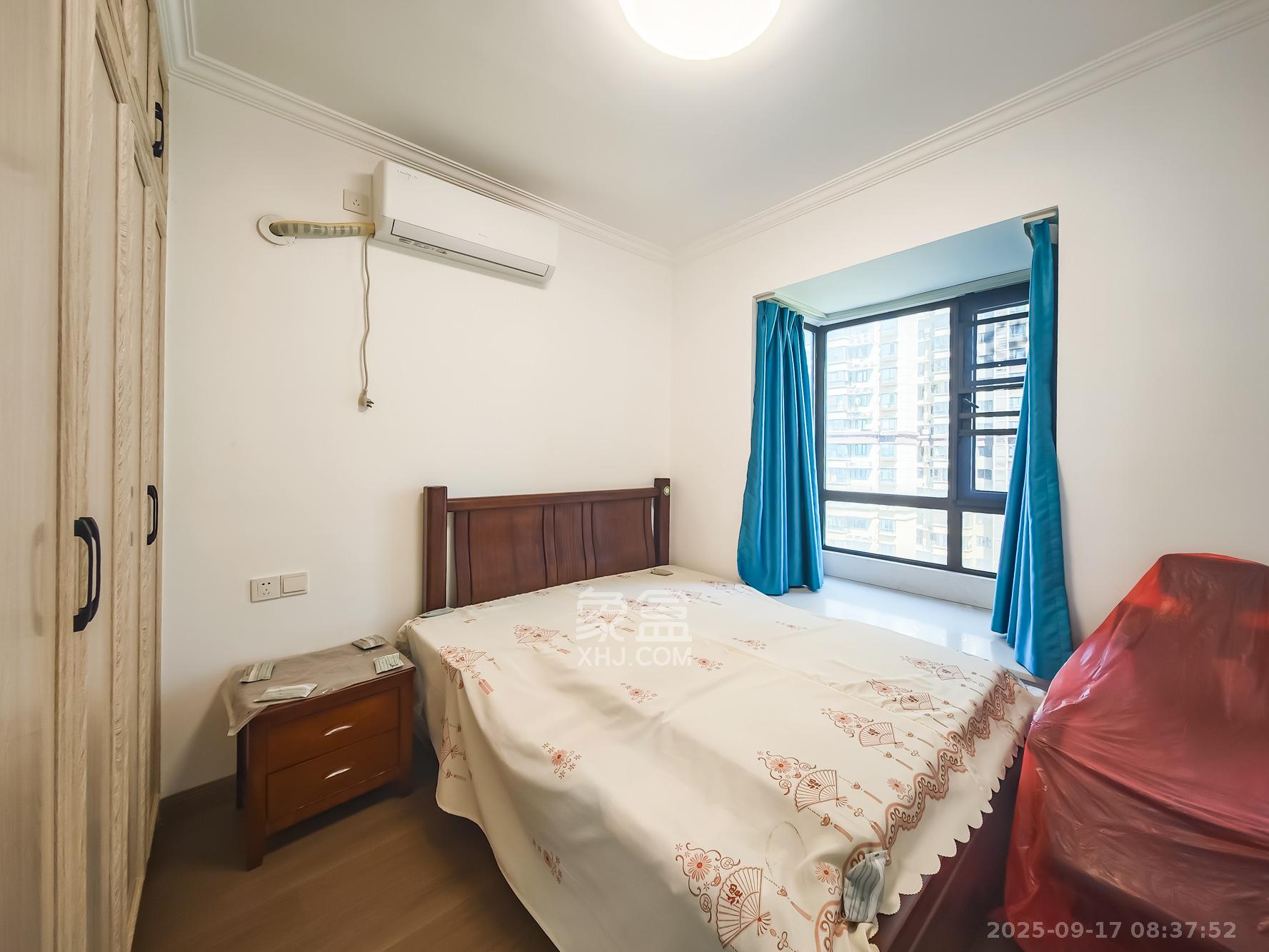 山语城三期  3室2厅2卫    105.0万 山语城三期  3室2厅2卫    105.0万卧室