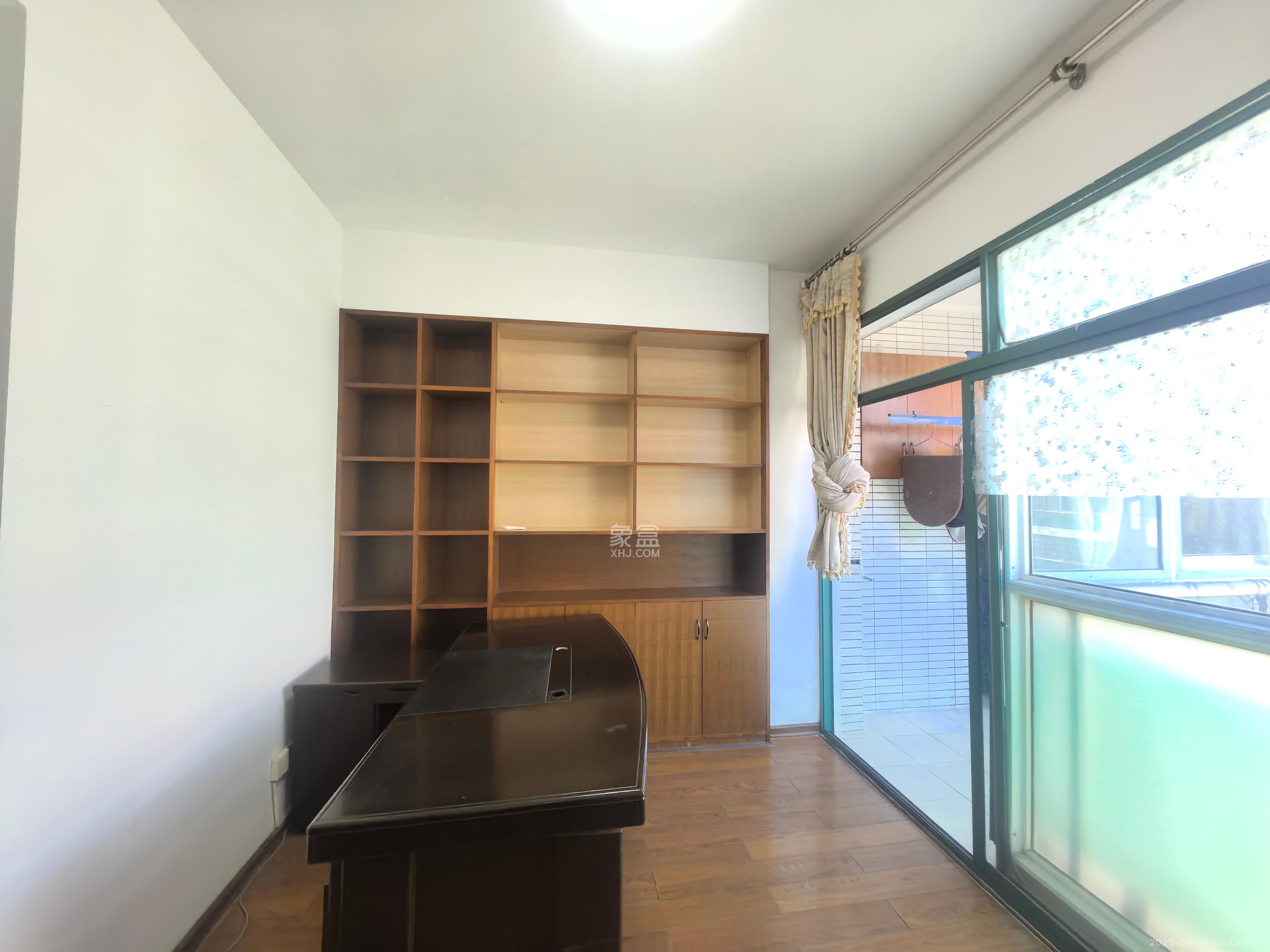 曙光大邸 1室2厅2卫 3000.0元/月 曙光大邸 1室2厅2卫 3000.0元/月室内图