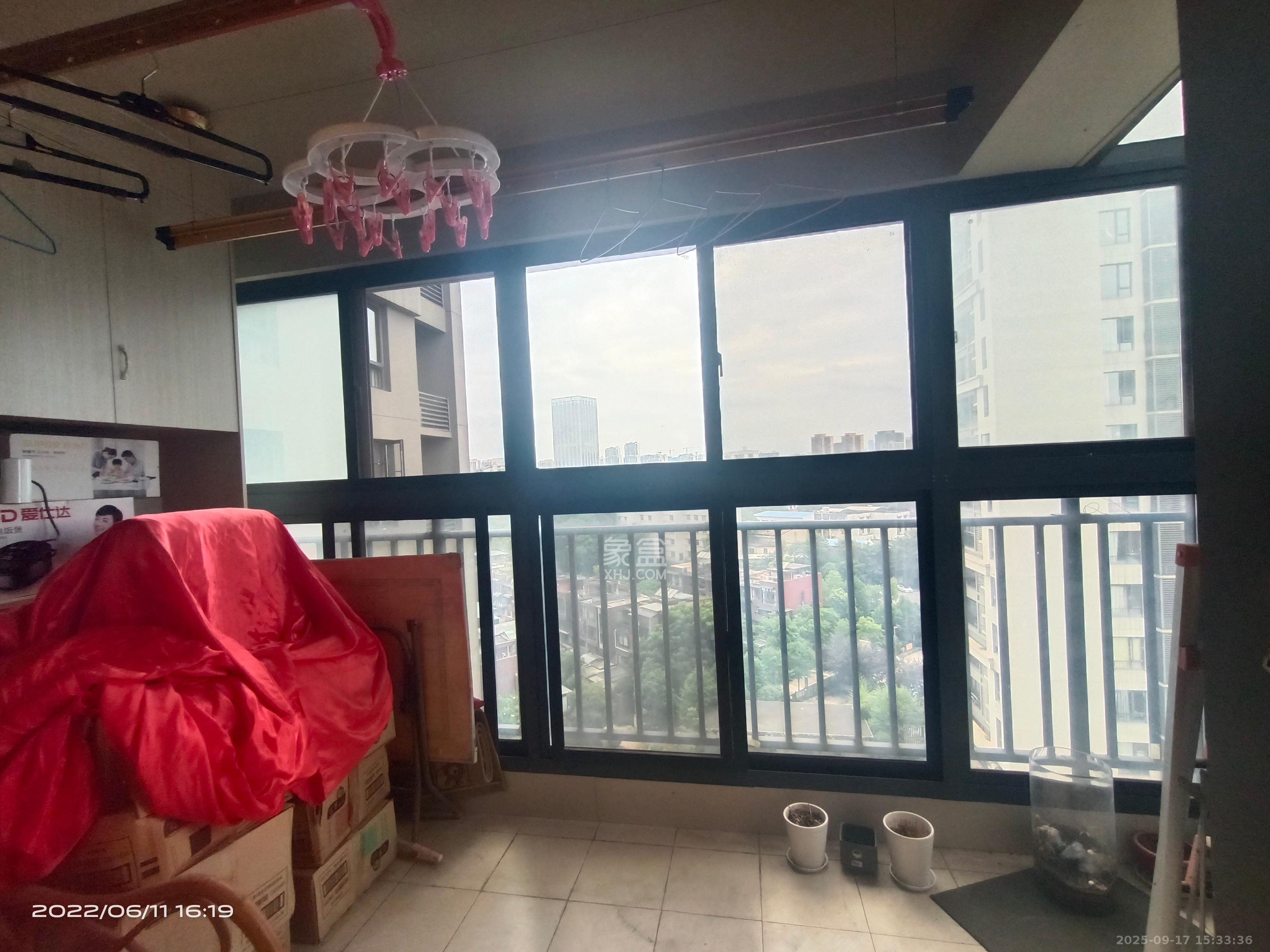 万科金域华府三四期  4室2厅2卫    3000.0元/月 万科金域华府三四期  4室2厅2卫    3000.0元/月室内图