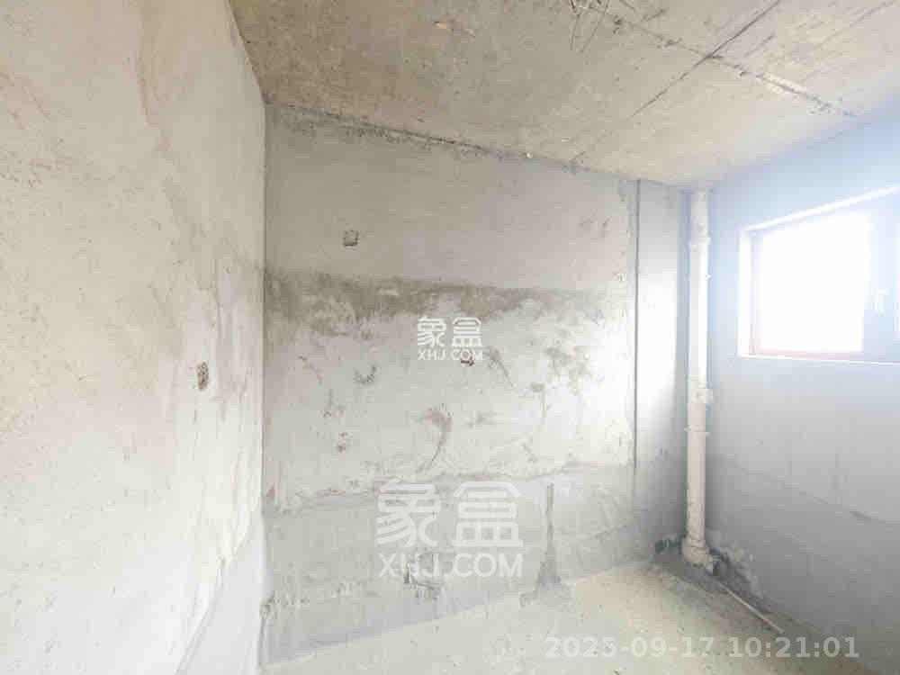 湘核新家园  5室3厅1卫   2000.00元/月室内图