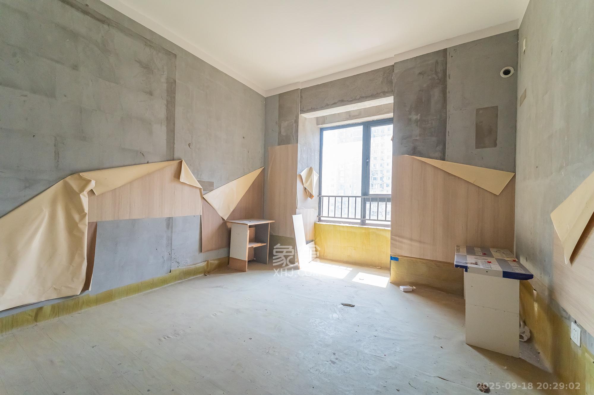 恒基凯旋门三期 4室2厅2卫 125.0万 恒基凯旋门三期 4室2厅2卫 125.0万其他