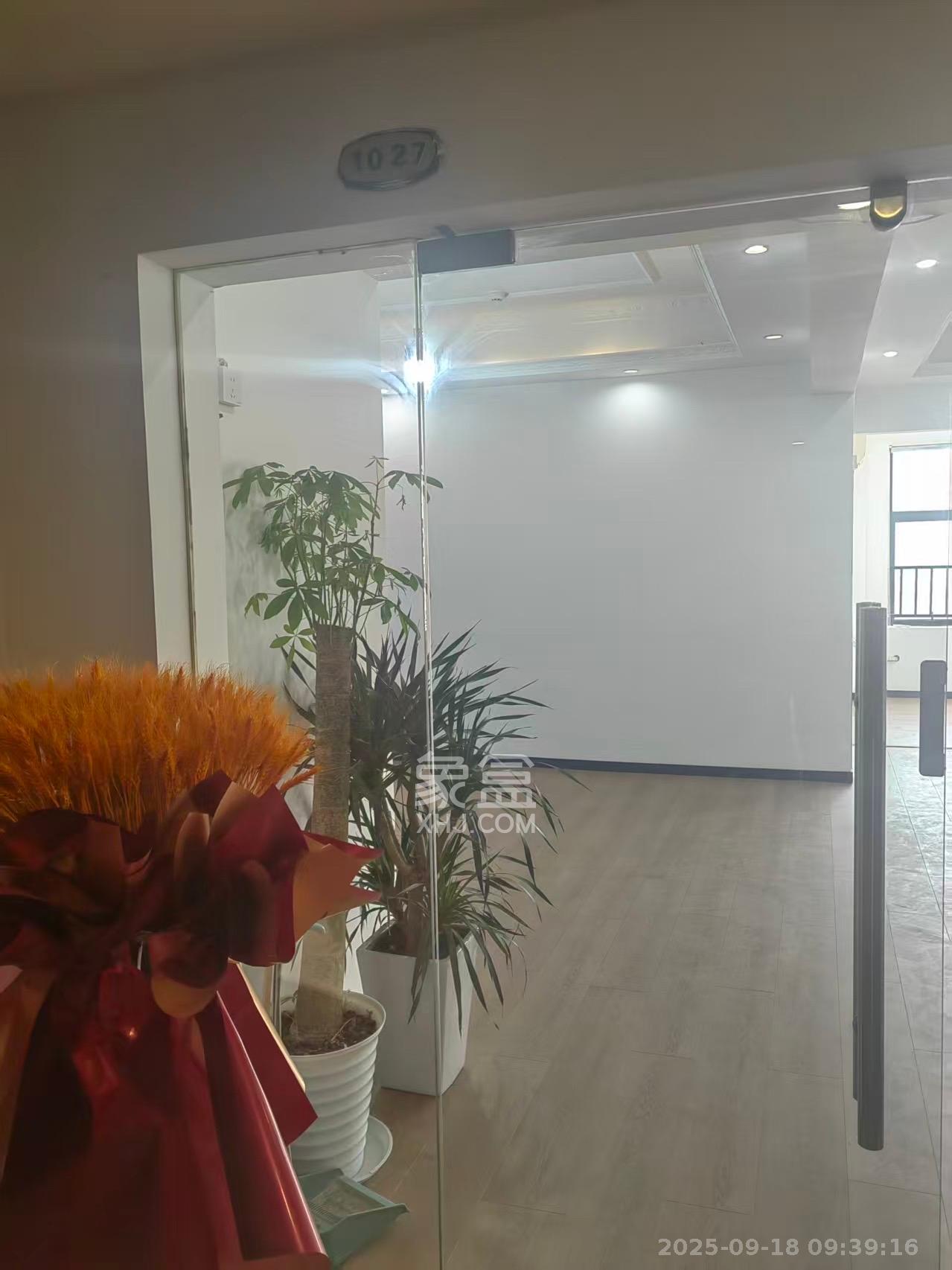 云集国际  1室1厅1卫    3000.0元/月室内图