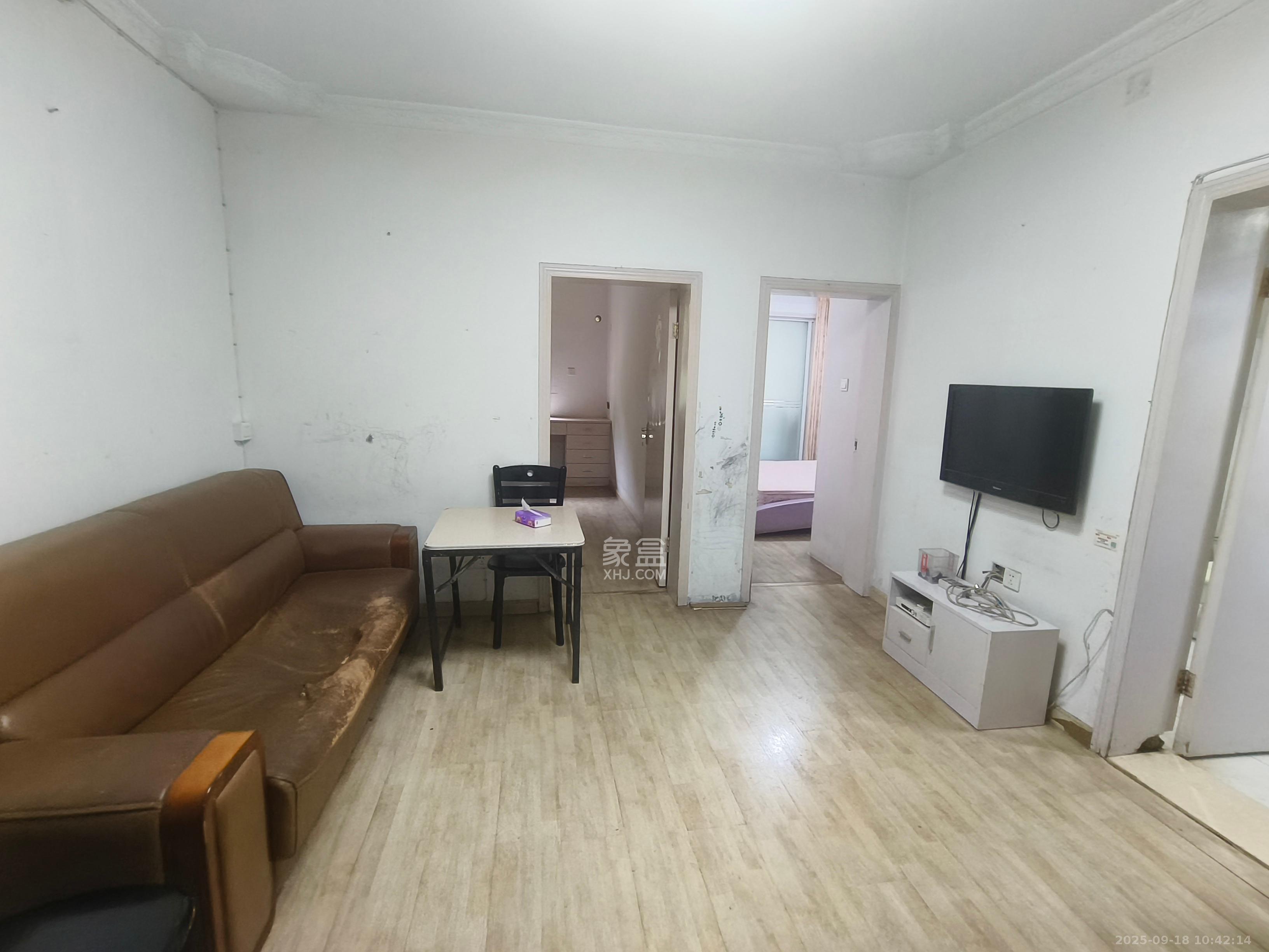 砂子塘社区 2室1厅1卫 1600.0元/月 砂子塘社区 2室1厅1卫 1600.0元/月室内图